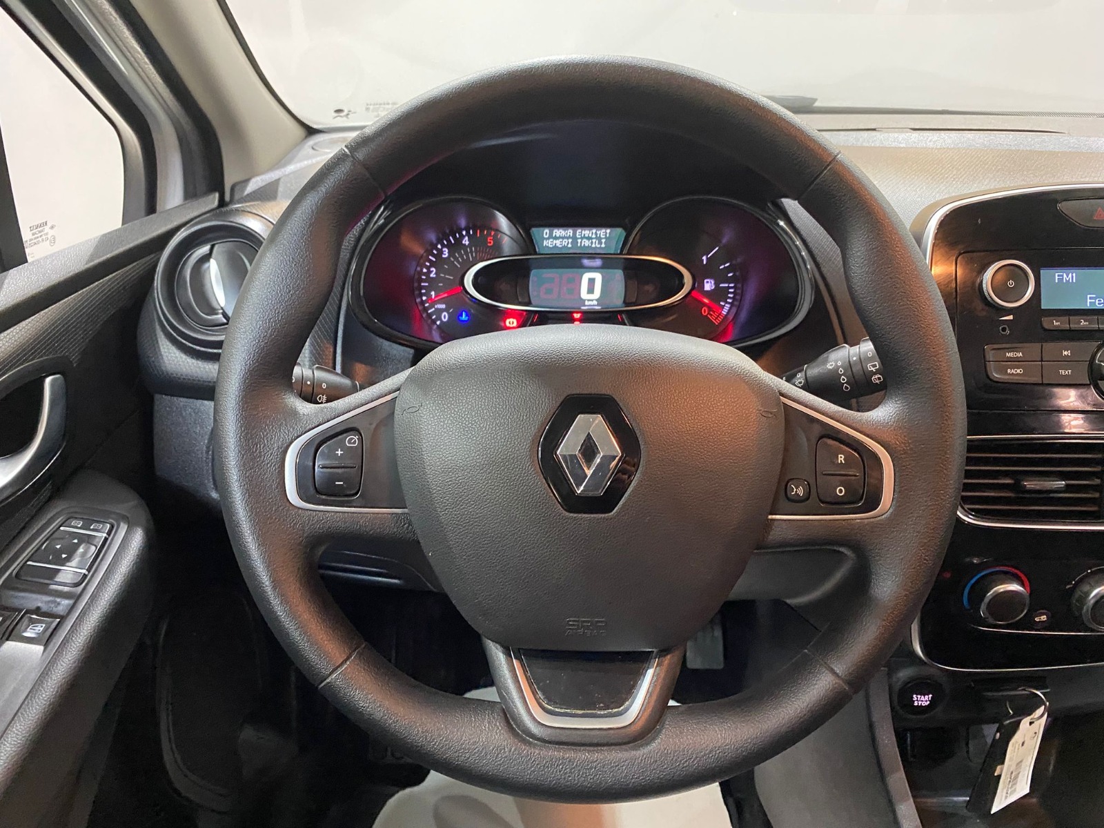 2019 Dizel Manuel Renault Clio Beyaz Gürel Tasarım Aksesuar Otomotiv San. Tic. Ltd. Şti.