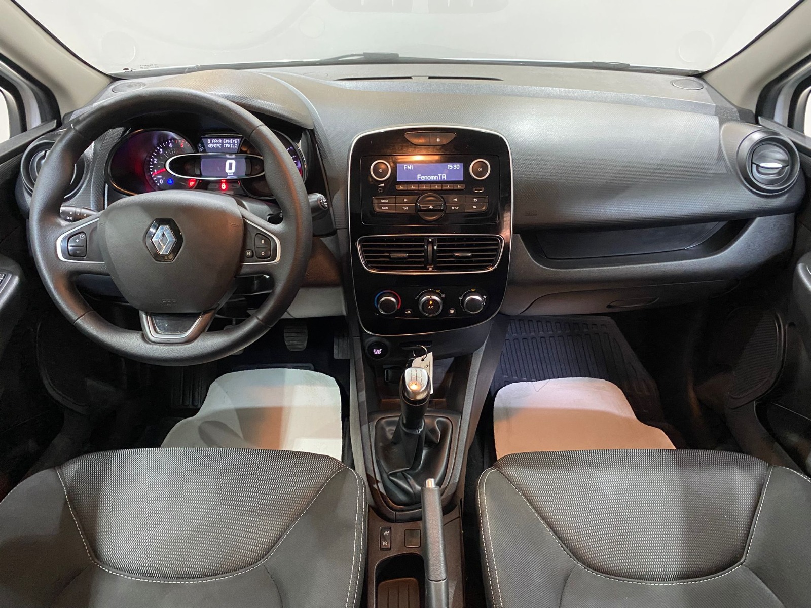2019 Dizel Manuel Renault Clio Beyaz Gürel Tasarım Aksesuar Otomotiv San. Tic. Ltd. Şti.