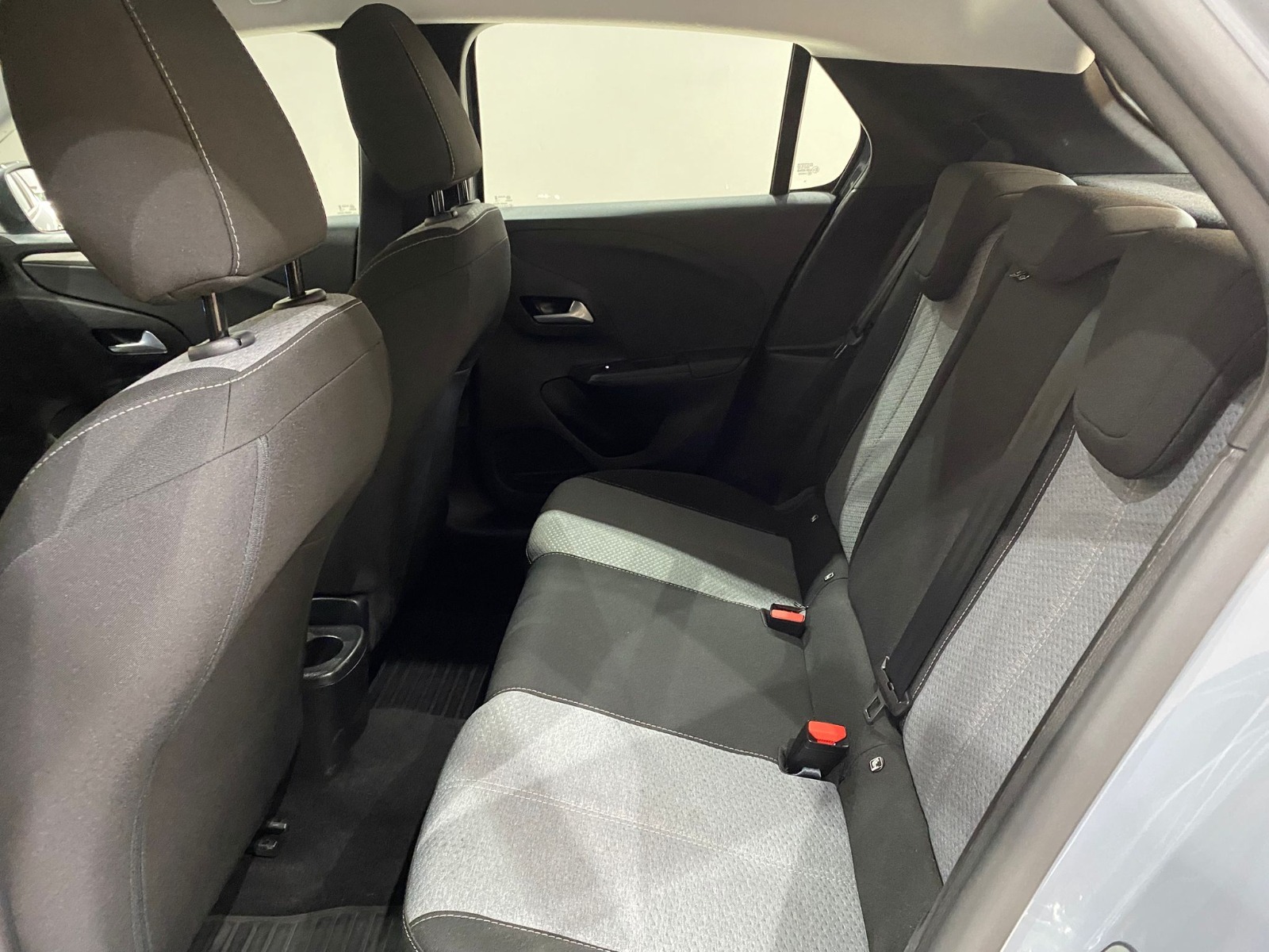 2025 Benzin Otomatik Opel Corsa Gri Gürel Tasarım Aksesuar Otomotiv San. Tic. Ltd. Şti.