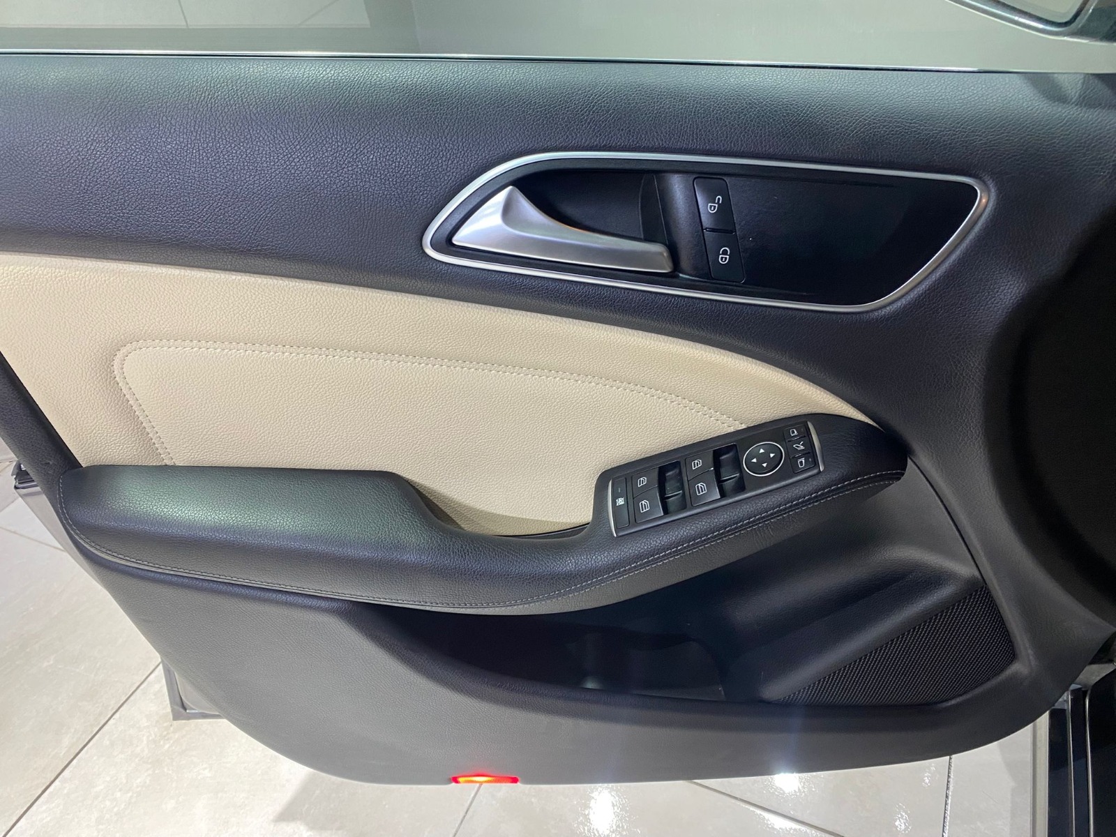 2016 Benzin Otomatik Mercedes-Benz B Serisi Gri Gürel Tasarım Aksesuar Otomotiv San. Tic. Ltd. Şti.