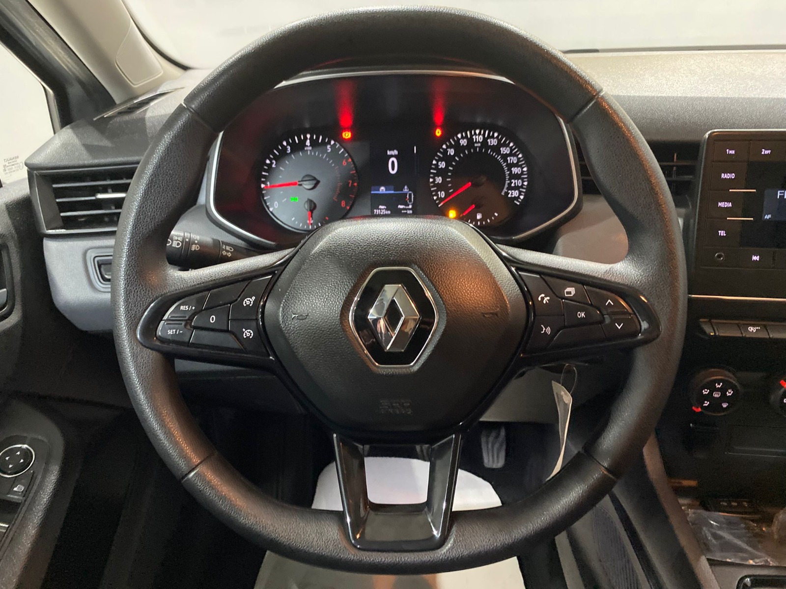 2020 Benzin Manuel Renault Clio Gümüş Gri Gürel Tasarım Aksesuar Otomotiv San. Tic. Ltd. Şti.