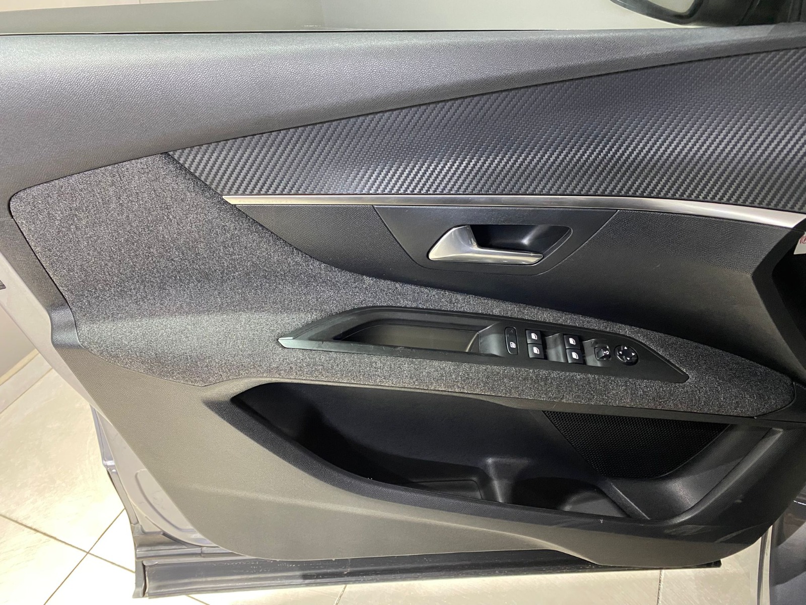 2018 Dizel Otomatik Peugeot 3008 Gri Gürel Tasarım Aksesuar Otomotiv San. Tic. Ltd. Şti.