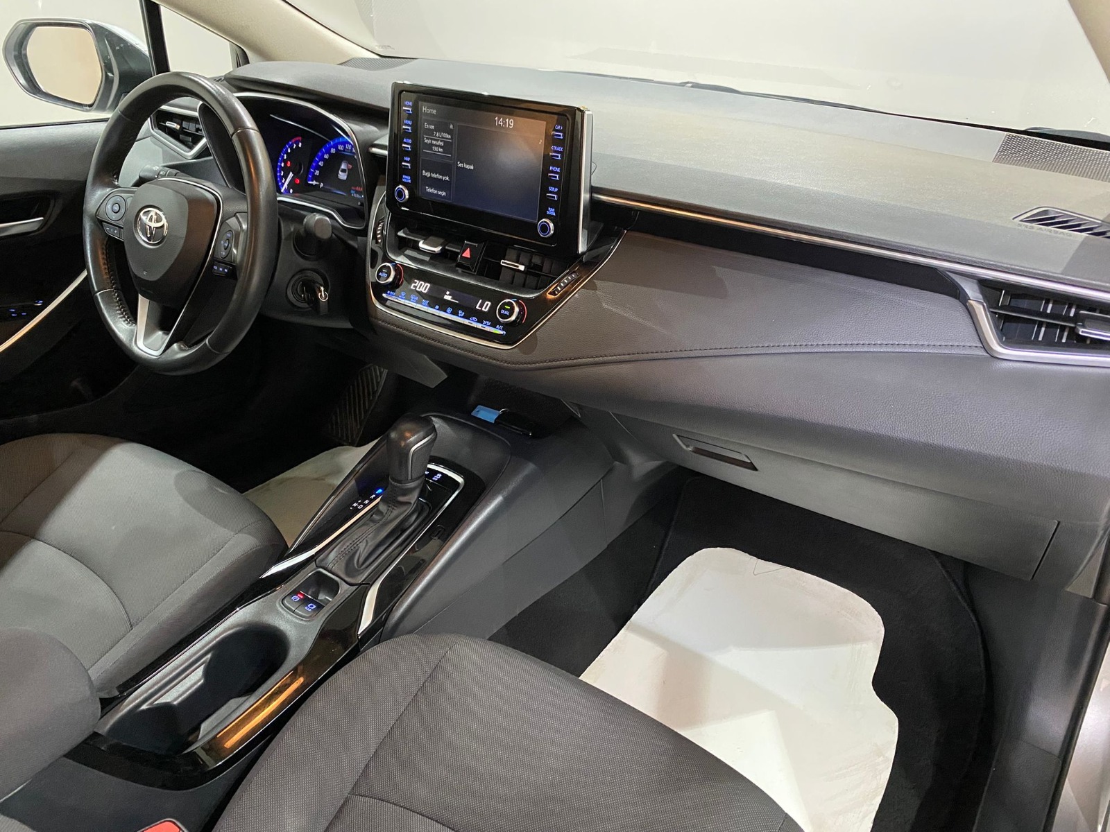 2022 Benzin Otomatik Toyota Corolla Gri Gürel Tasarım Aksesuar Otomotiv San. Tic. Ltd. Şti.