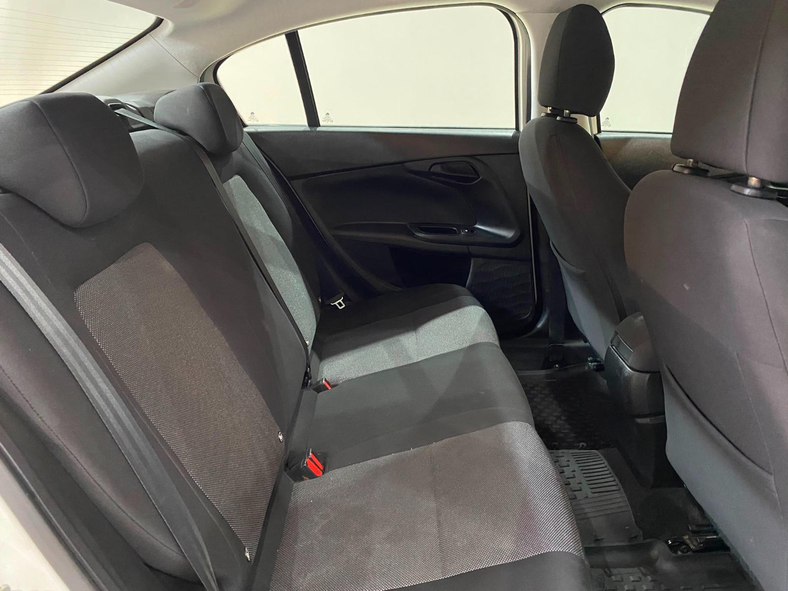 2022 Benzin Manuel Fiat Egea Beyaz Gürel Tasarım Aksesuar Otomotiv San. Tic. Ltd. Şti.