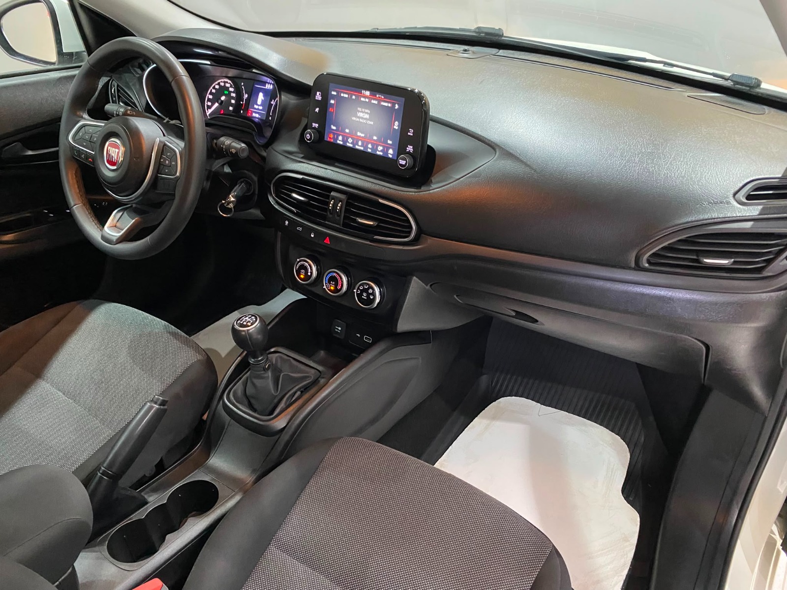 2022 Benzin Manuel Fiat Egea Beyaz Gürel Tasarım Aksesuar Otomotiv San. Tic. Ltd. Şti.