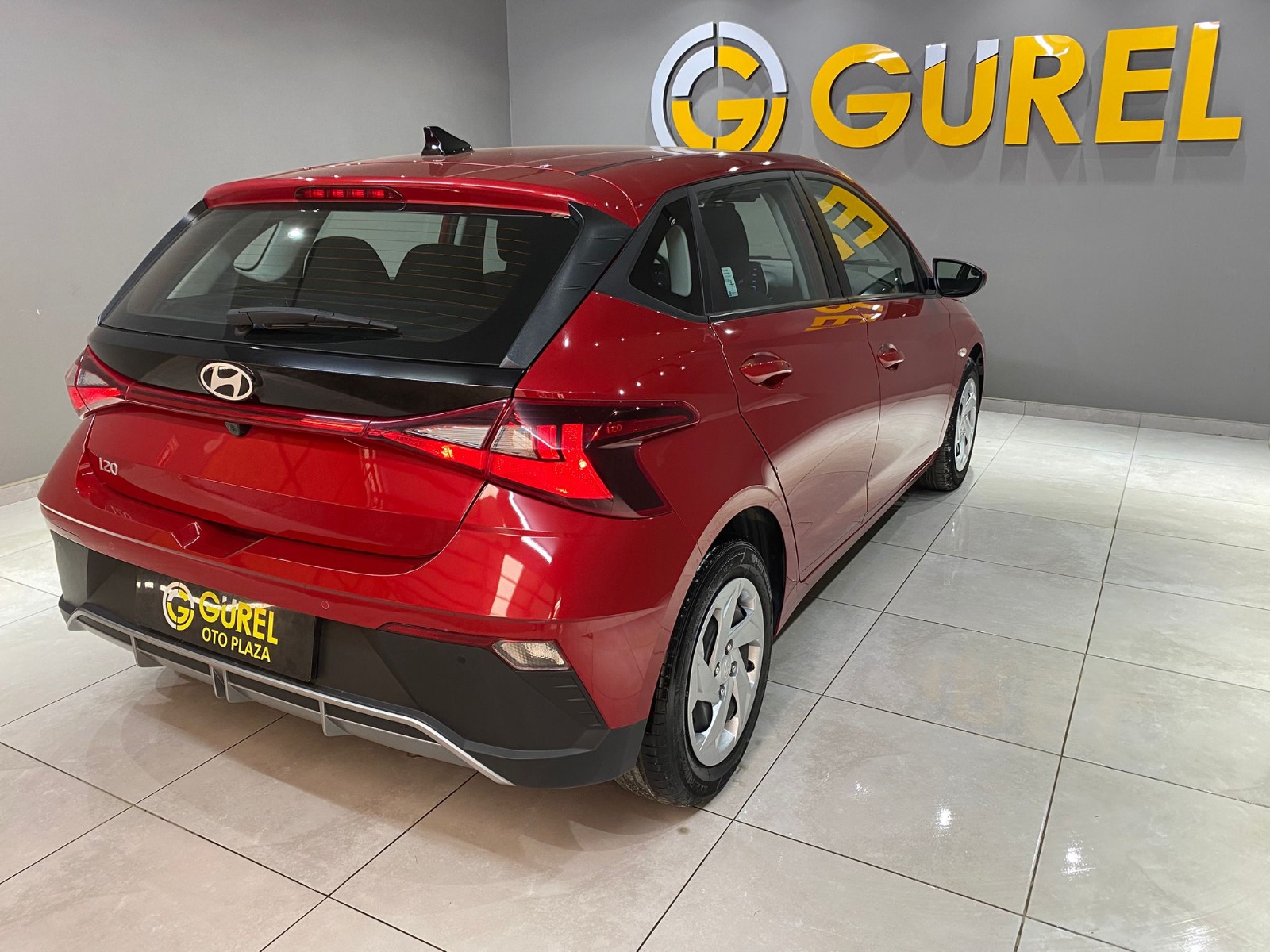 2024 Benzin Otomatik Hyundai i20 Kırmızı Gürel Tasarım Aksesuar Otomotiv San. Tic. Ltd. Şti.