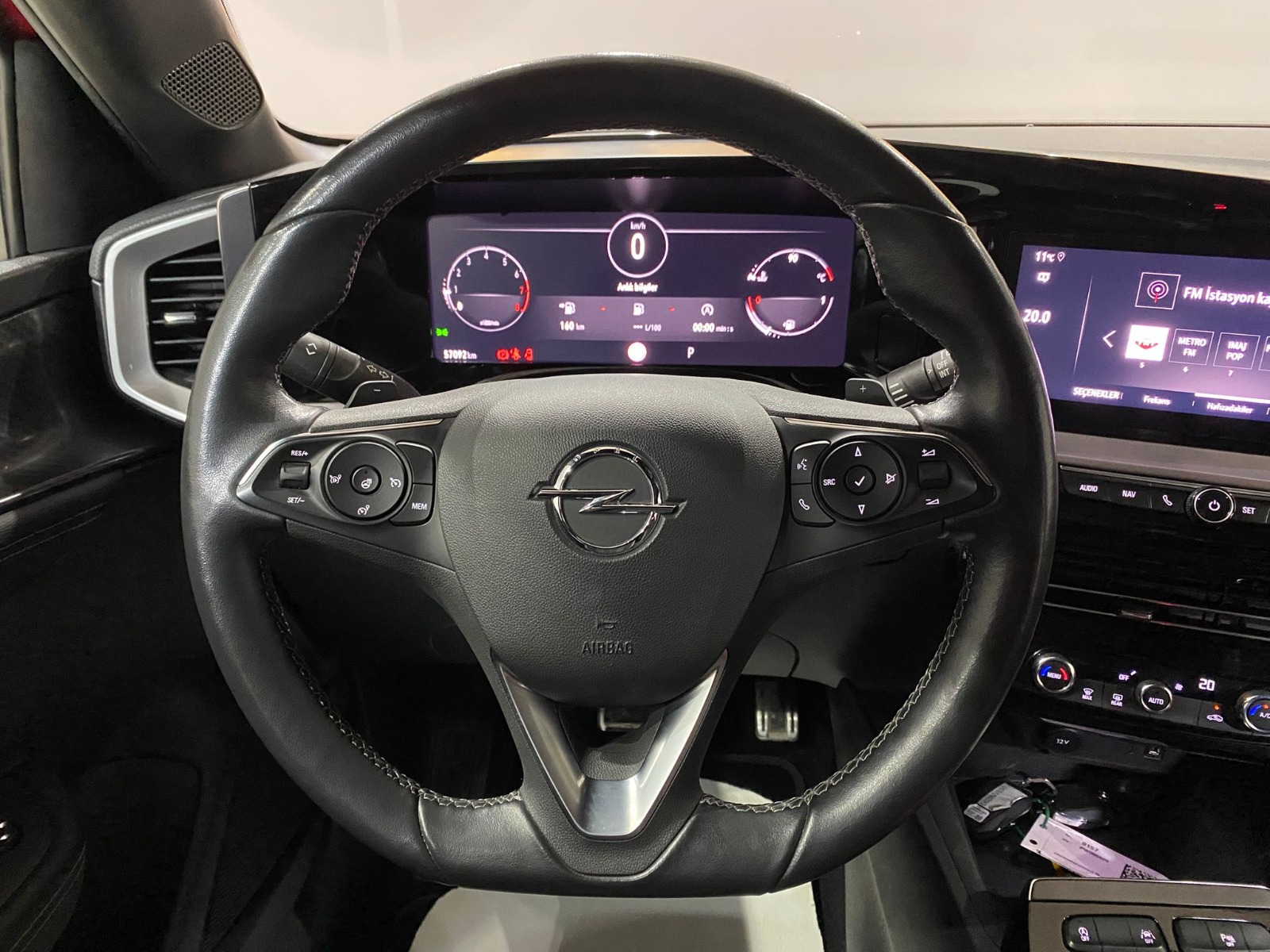 2023 Benzin Otomatik Opel Mokka Kırmızı Gürel Tasarım Aksesuar Otomotiv San. Tic. Ltd. Şti.