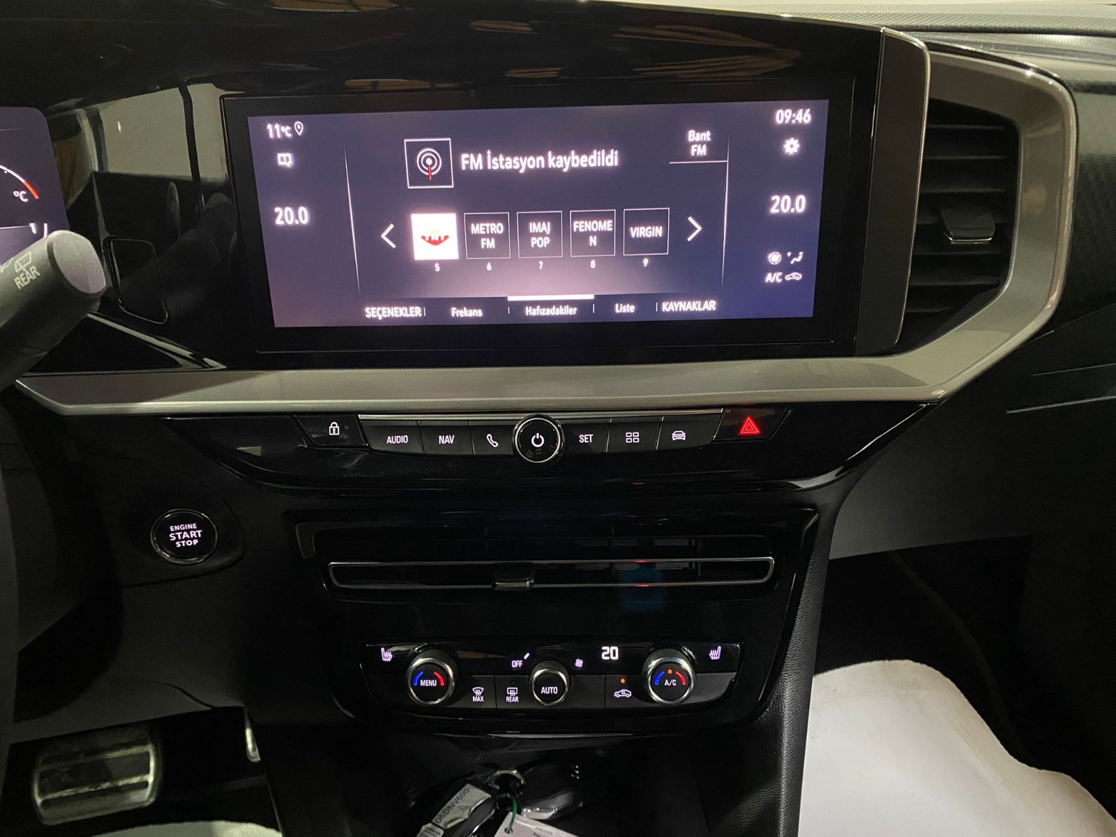 2023 Benzin Otomatik Opel Mokka Kırmızı Gürel Tasarım Aksesuar Otomotiv San. Tic. Ltd. Şti.