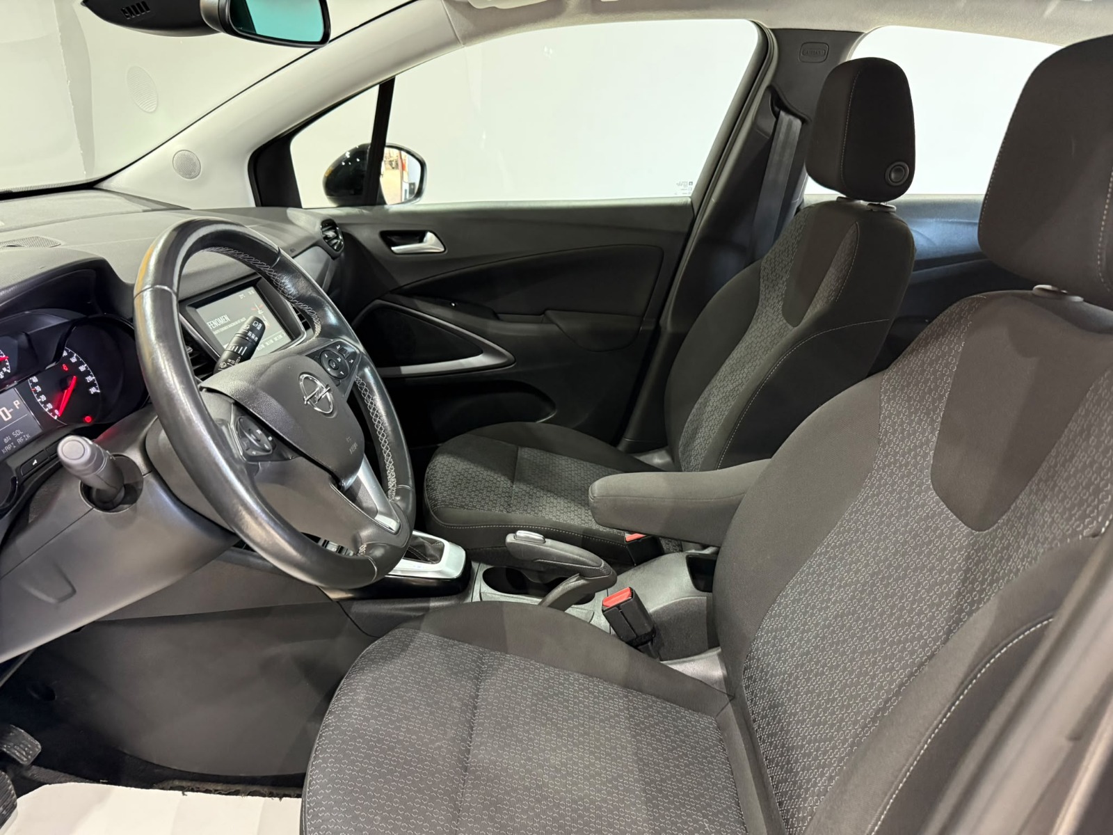 2024 Benzin Otomatik Opel Crossland Gri Gürel Tasarım Aksesuar Otomotiv San. Tic. Ltd. Şti.