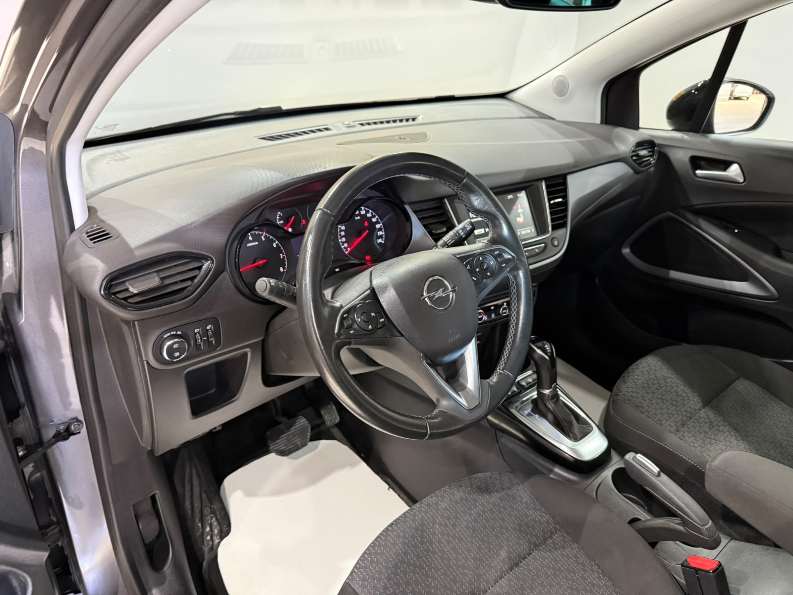 2024 Benzin Otomatik Opel Crossland Gri Gürel Tasarım Aksesuar Otomotiv San. Tic. Ltd. Şti.