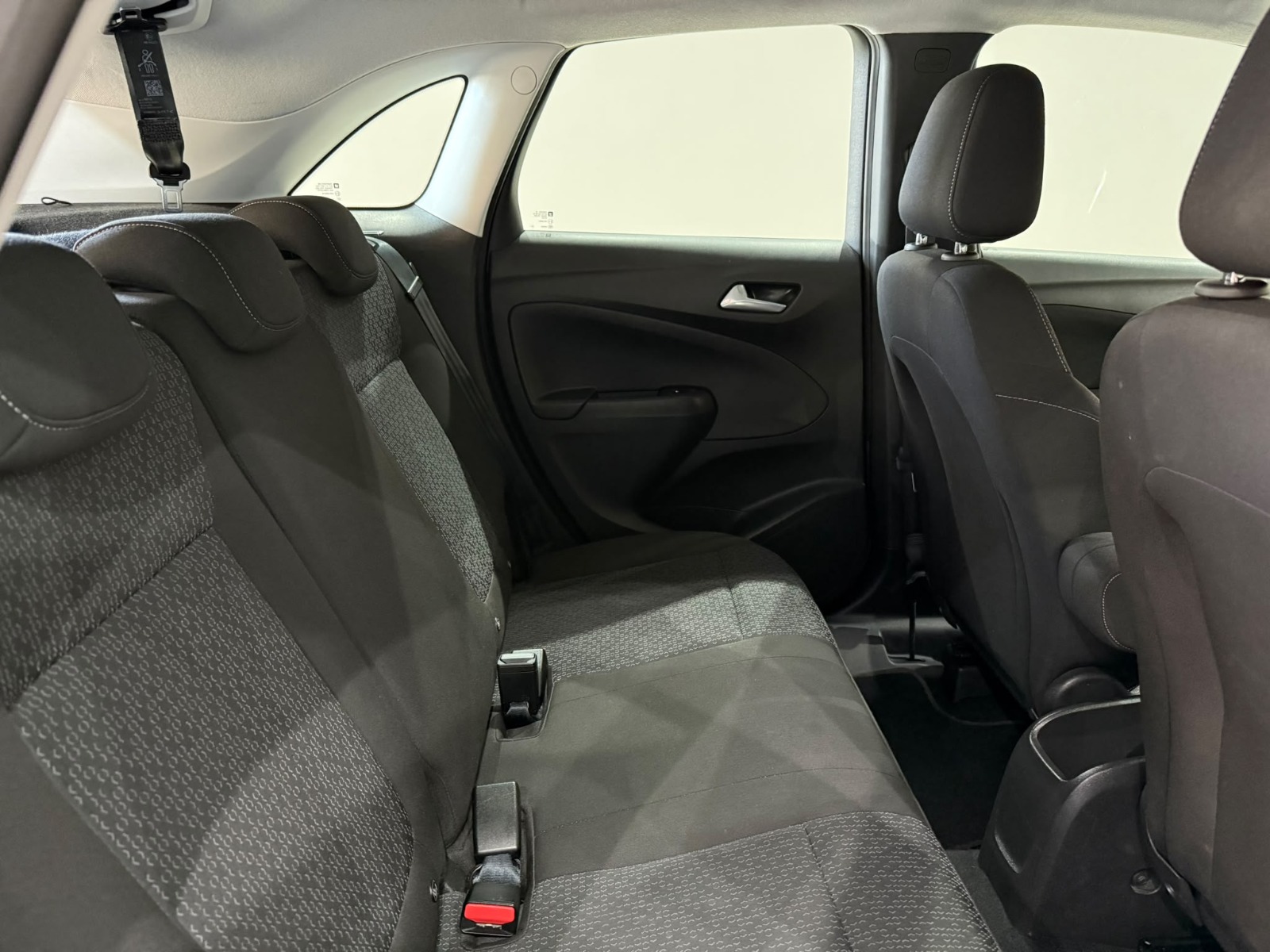 2024 Benzin Otomatik Opel Crossland Gri Gürel Tasarım Aksesuar Otomotiv San. Tic. Ltd. Şti.