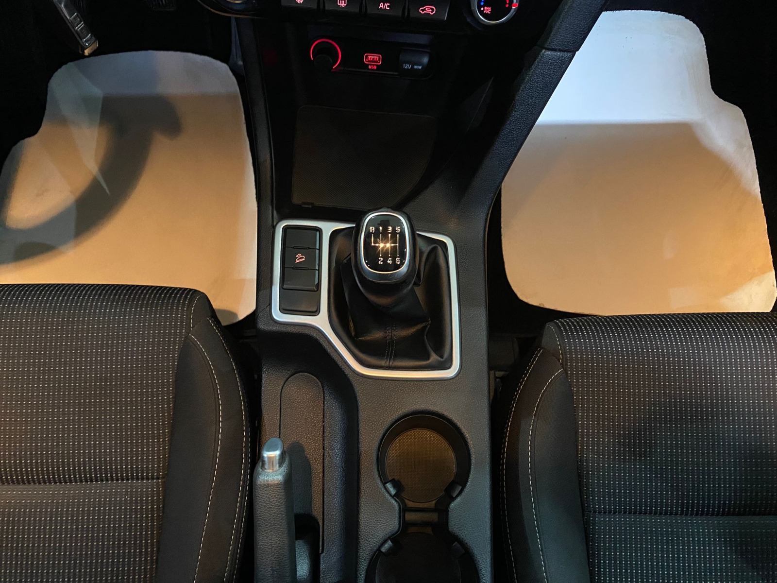 2021 Benzin Manuel Kia Sportage Gri Gürel Tasarım Aksesuar Otomotiv San. Tic. Ltd. Şti.