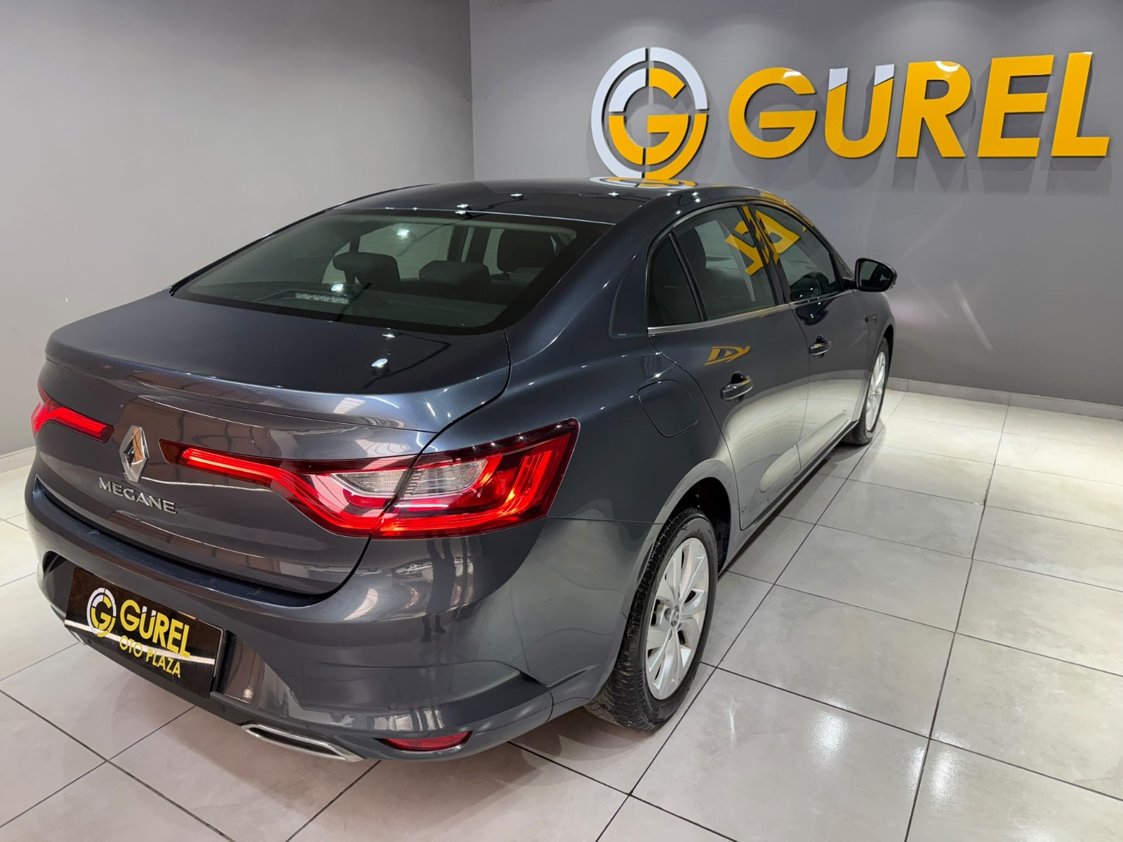 2021 Benzin Otomatik Renault Megane Gri Gürel Tasarım Aksesuar Otomotiv San. Tic. Ltd. Şti.