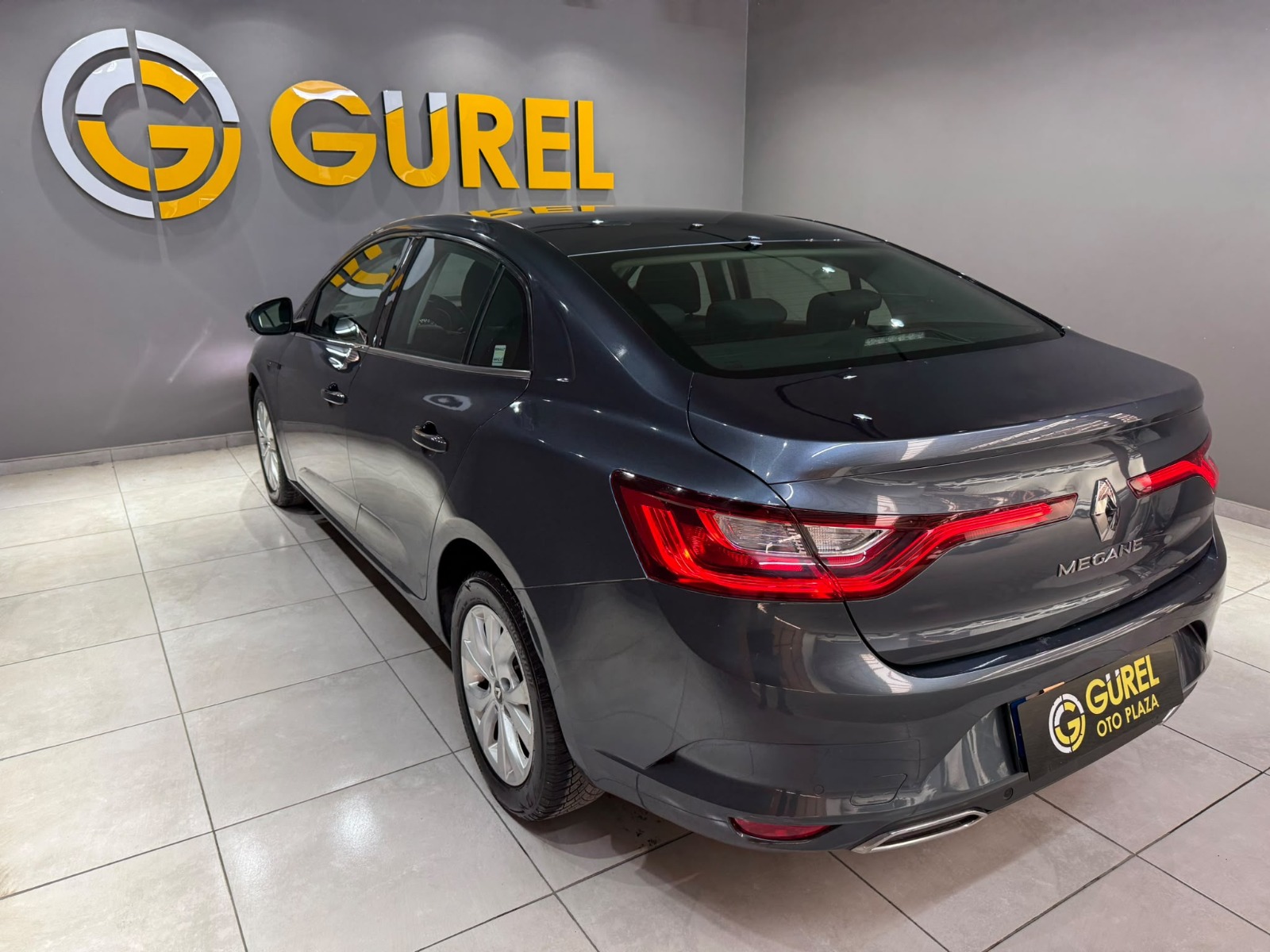 2021 Benzin Otomatik Renault Megane Gri Gürel Tasarım Aksesuar Otomotiv San. Tic. Ltd. Şti.