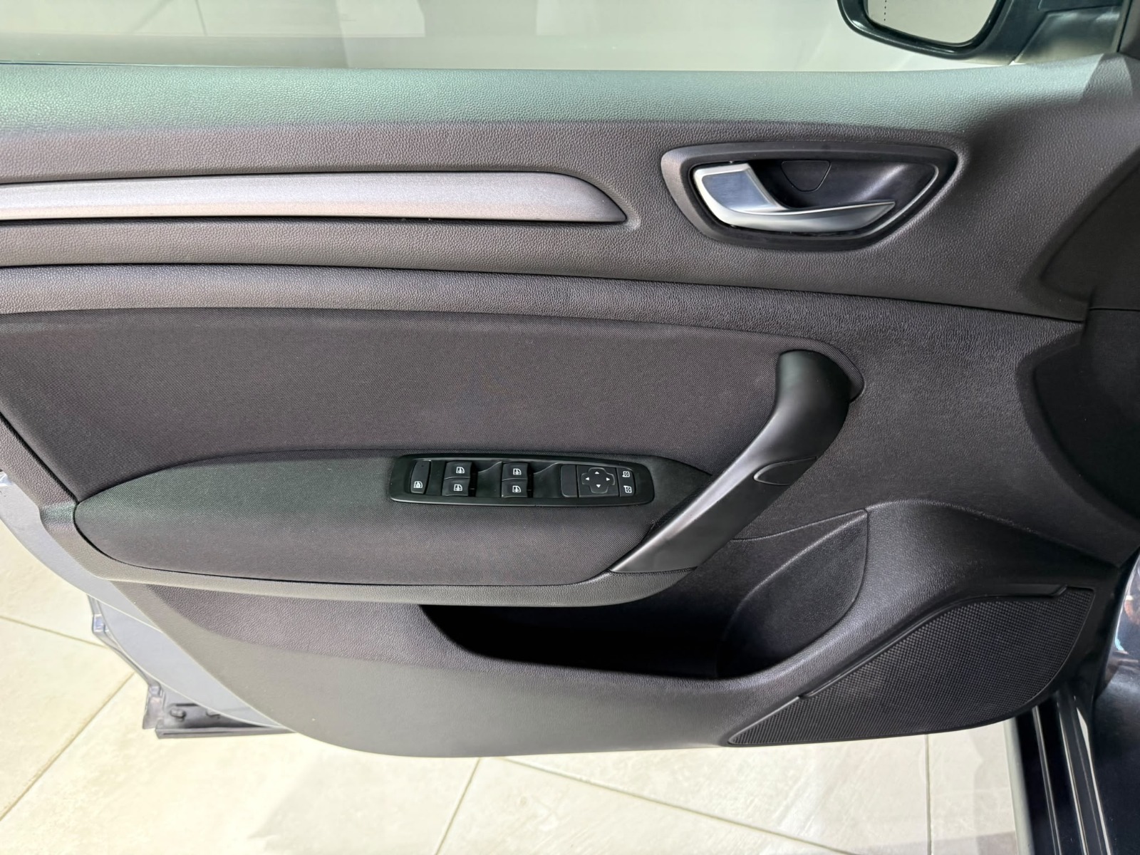 2021 Benzin Otomatik Renault Megane Gri Gürel Tasarım Aksesuar Otomotiv San. Tic. Ltd. Şti.