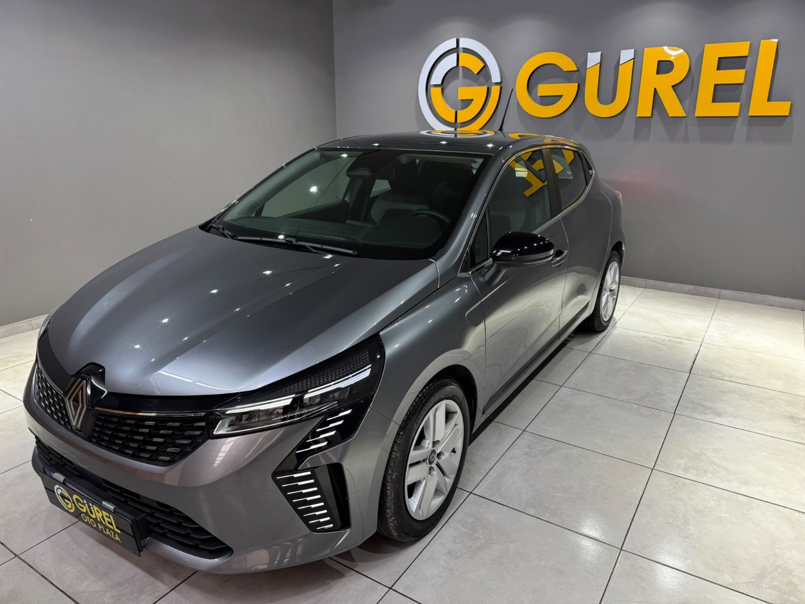2025 Benzin Otomatik Renault Clio Gri Gürel Tasarım Aksesuar Otomotiv San. Tic. Ltd. Şti.