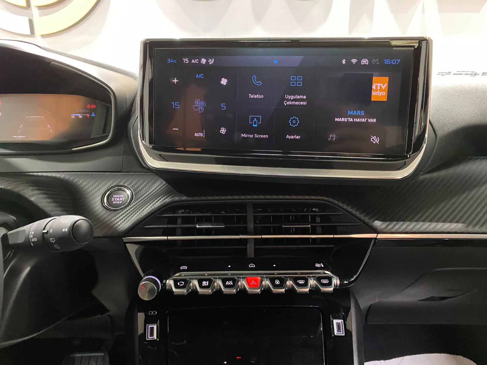 2025 Benzin Otomatik Peugeot 2008 Mavi Gürel Tasarım Aksesuar Otomotiv San. Tic. Ltd. Şti.
