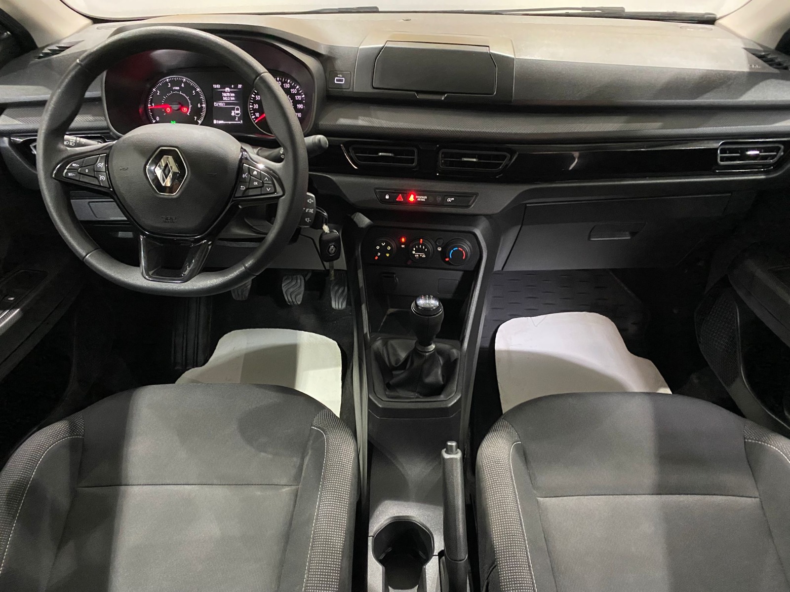 TaksitliOto.Net | 2.El Renault Taliant Sedan 1.0 SCE Joy | Manuel & Benzin | Beyaz | İzmir.2el 2022 Benzin Manuel Renault Taliant Beyaz Gürel Tasarım Aksesuar Otomotiv San. Tic. Ltd. Şti.