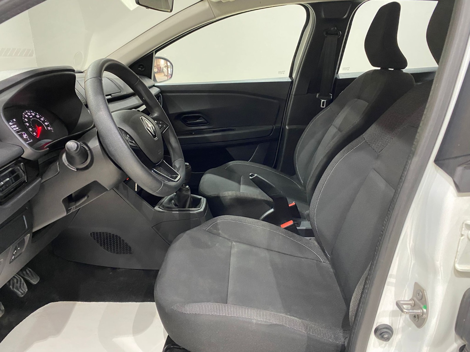 TaksitliOto.Net | 2.El Renault Taliant Sedan 1.0 SCE Joy | Manuel & Benzin | Beyaz | İzmir.2el 2022 Benzin Manuel Renault Taliant Beyaz Gürel Tasarım Aksesuar Otomotiv San. Tic. Ltd. Şti.