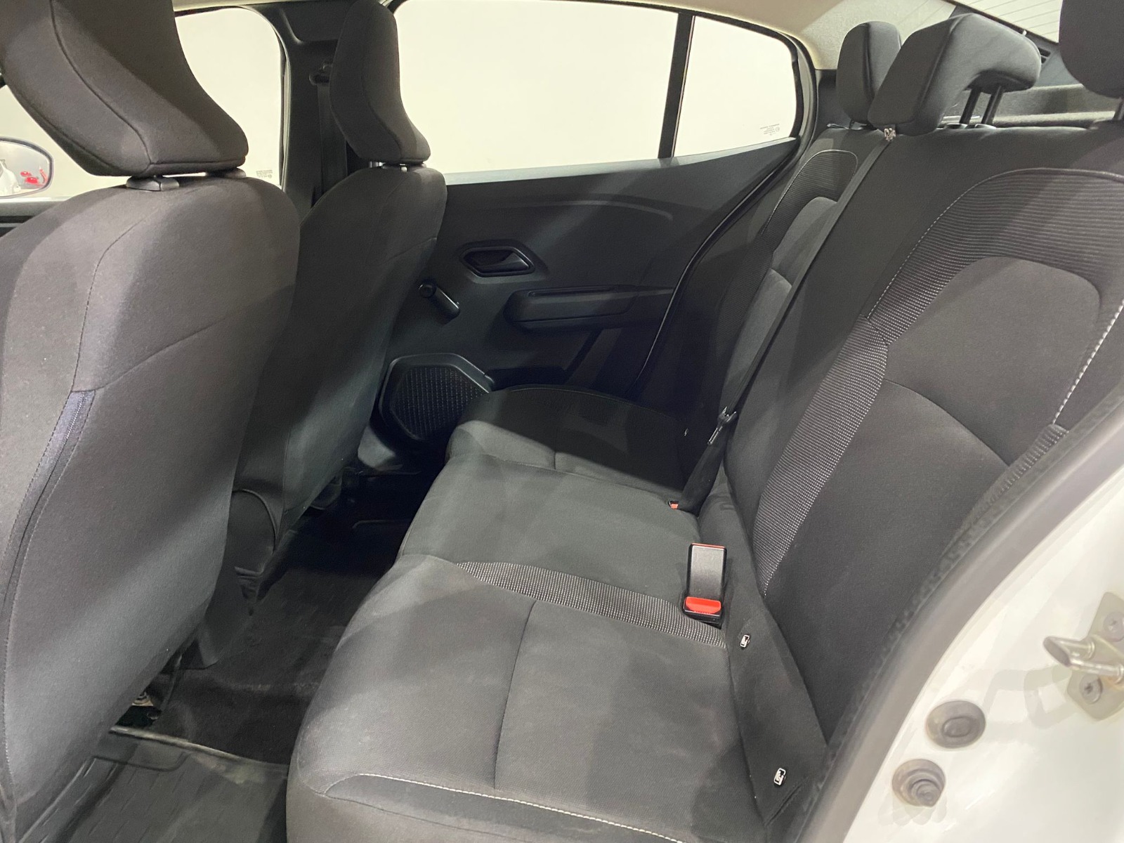 TaksitliOto.Net | 2.El Renault Taliant Sedan 1.0 SCE Joy | Manuel & Benzin | Beyaz | İzmir.2el 2022 Benzin Manuel Renault Taliant Beyaz Gürel Tasarım Aksesuar Otomotiv San. Tic. Ltd. Şti.