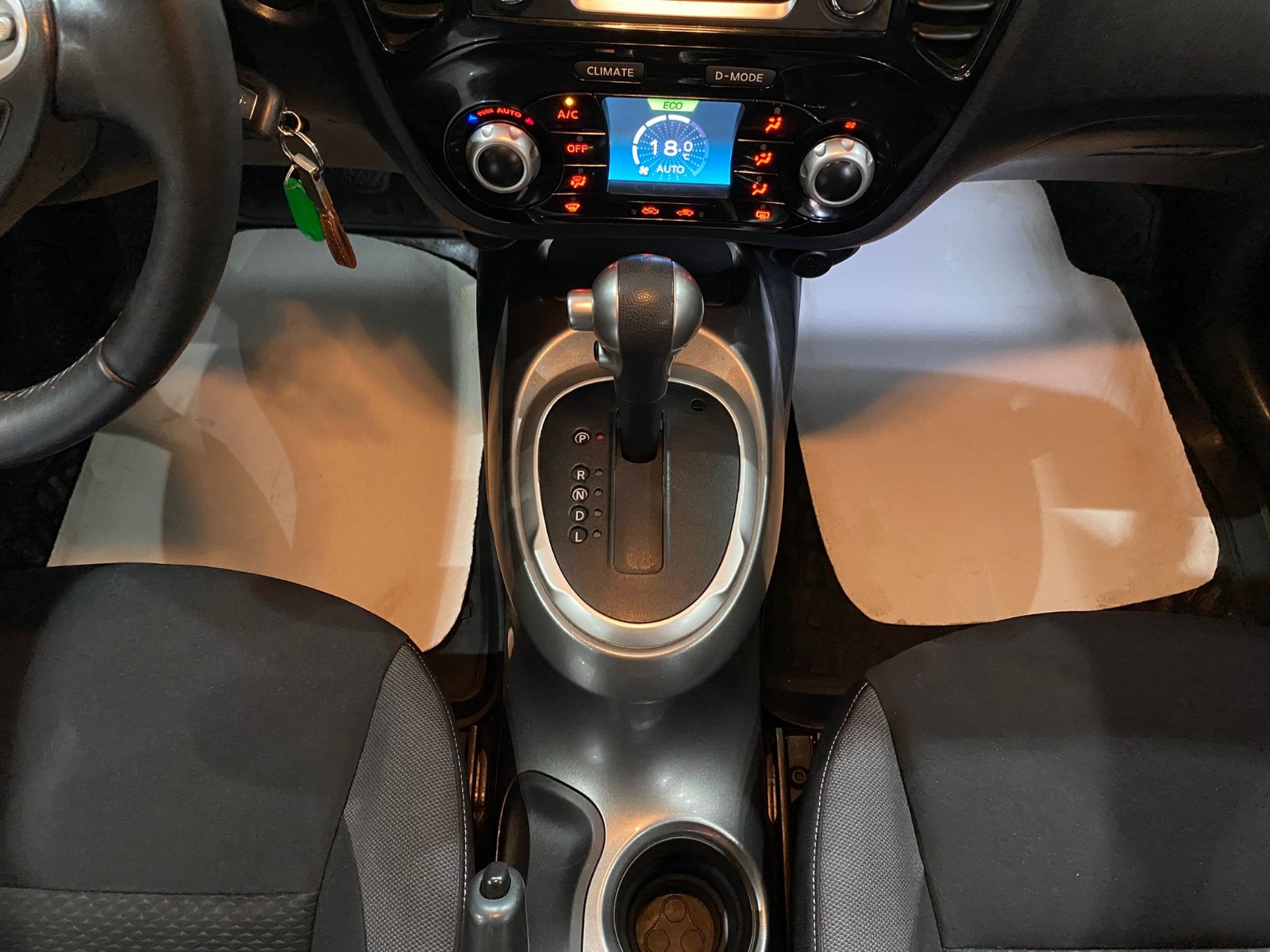 2018 Benzin Otomatik Nissan Juke Mavi Gürel Tasarım Aksesuar Otomotiv San. Tic. Ltd. Şti.