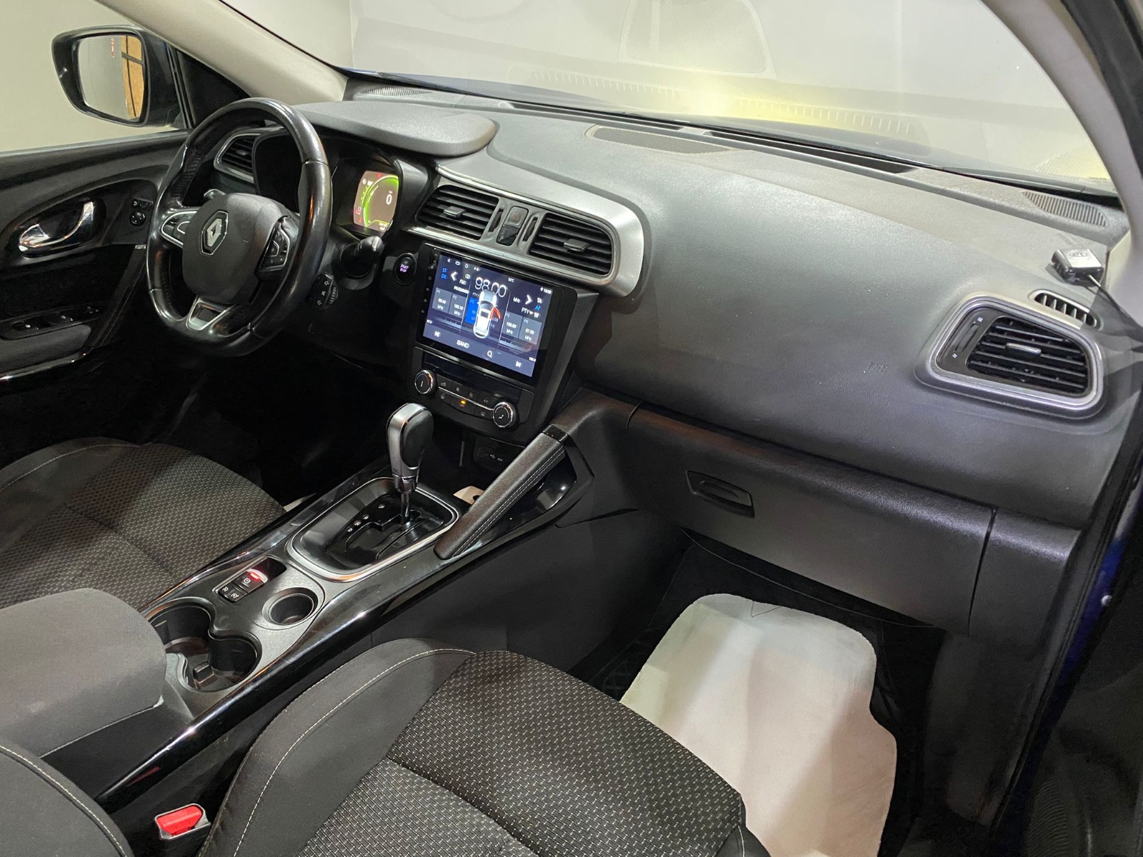 2017 Dizel Otomatik Renault Kadjar Mavi Gürel Tasarım Aksesuar Otomotiv San. Tic. Ltd. Şti.