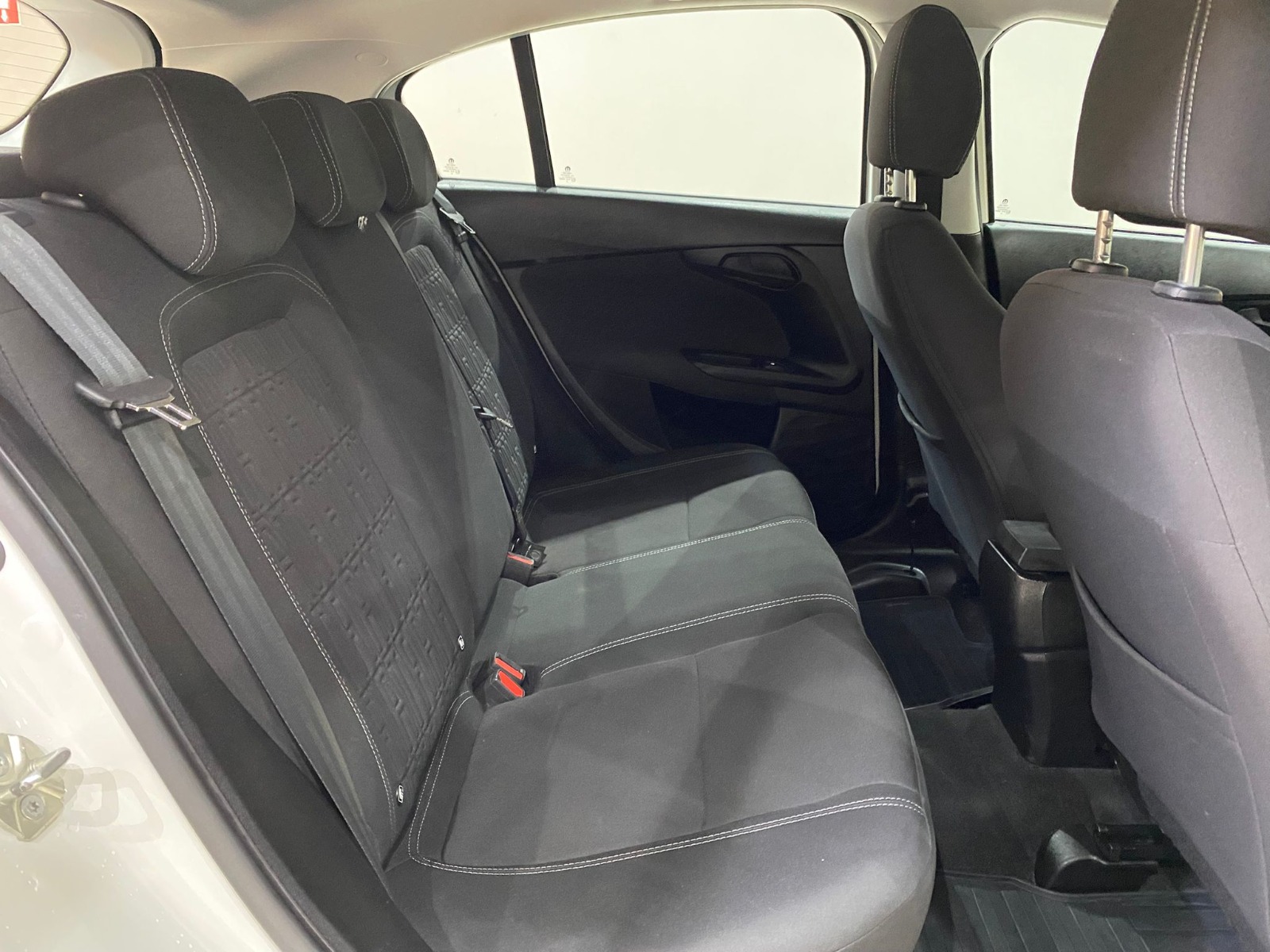 2024 Benzin Manuel Fiat Egea Beyaz Gürel Tasarım Aksesuar Otomotiv San. Tic. Ltd. Şti.