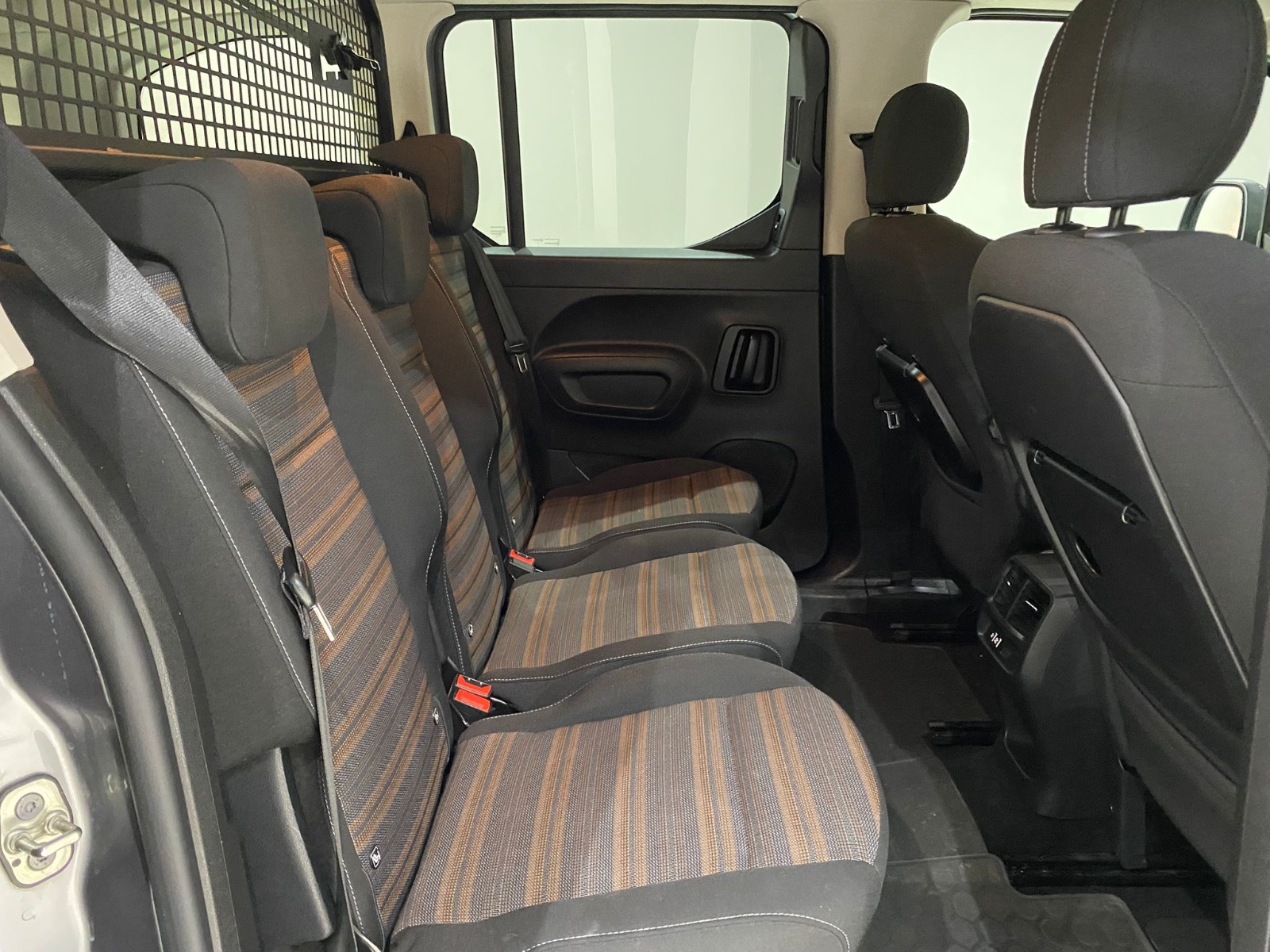 2023 Dizel Otomatik Opel Combo Gri Gürel Tasarım Aksesuar Otomotiv San. Tic. Ltd. Şti.