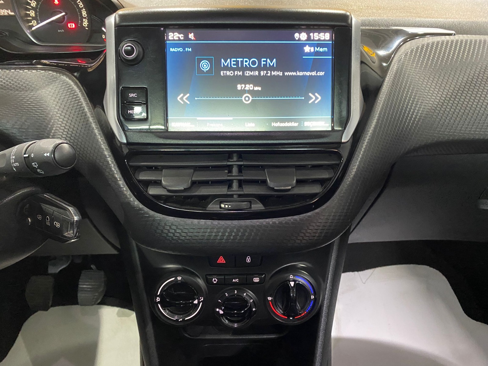 2020 Dizel Manuel Peugeot 208 Gri Gürel Tasarım Aksesuar Otomotiv San. Tic. Ltd. Şti.