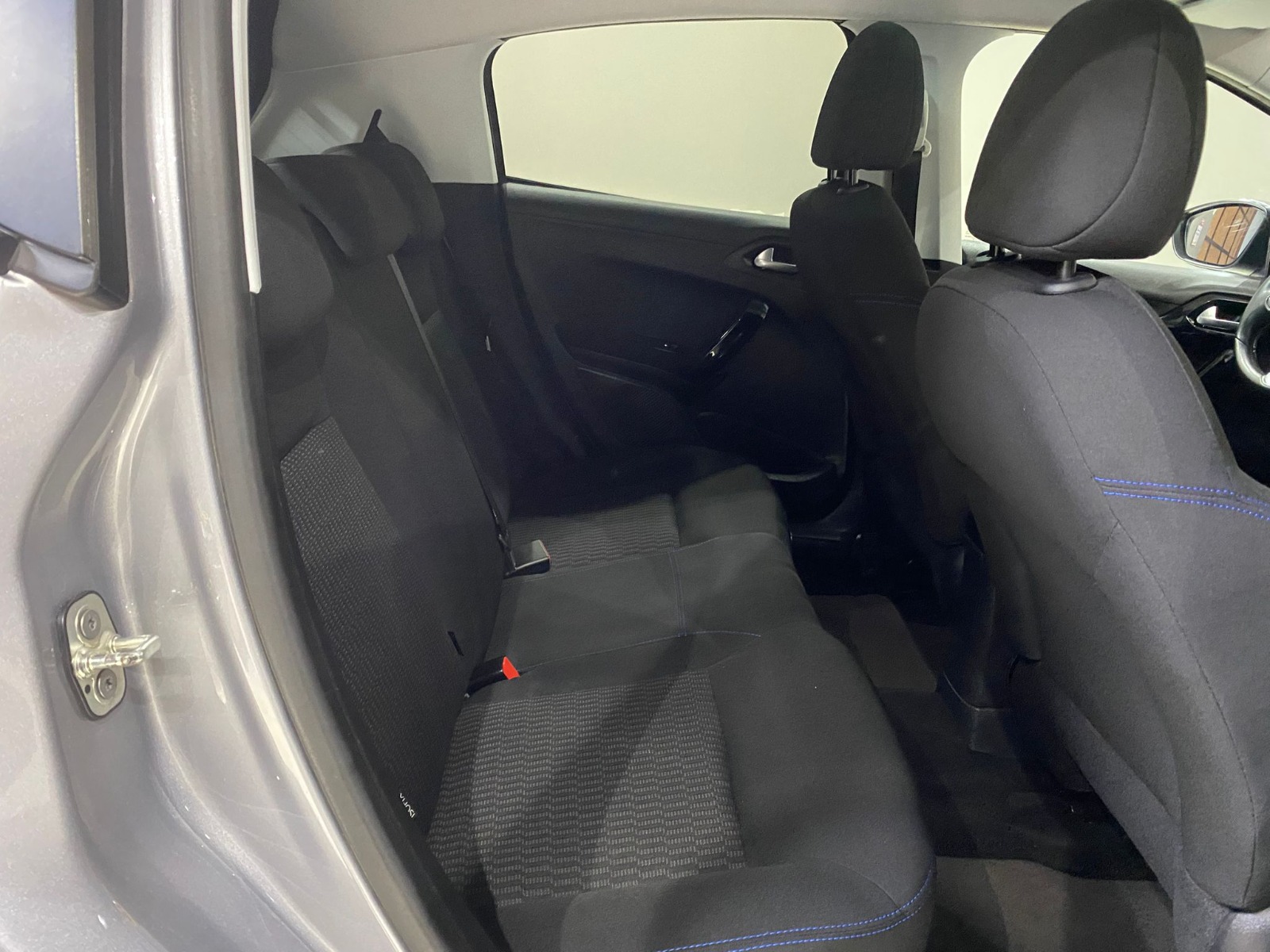 2020 Dizel Manuel Peugeot 208 Gri Gürel Tasarım Aksesuar Otomotiv San. Tic. Ltd. Şti.