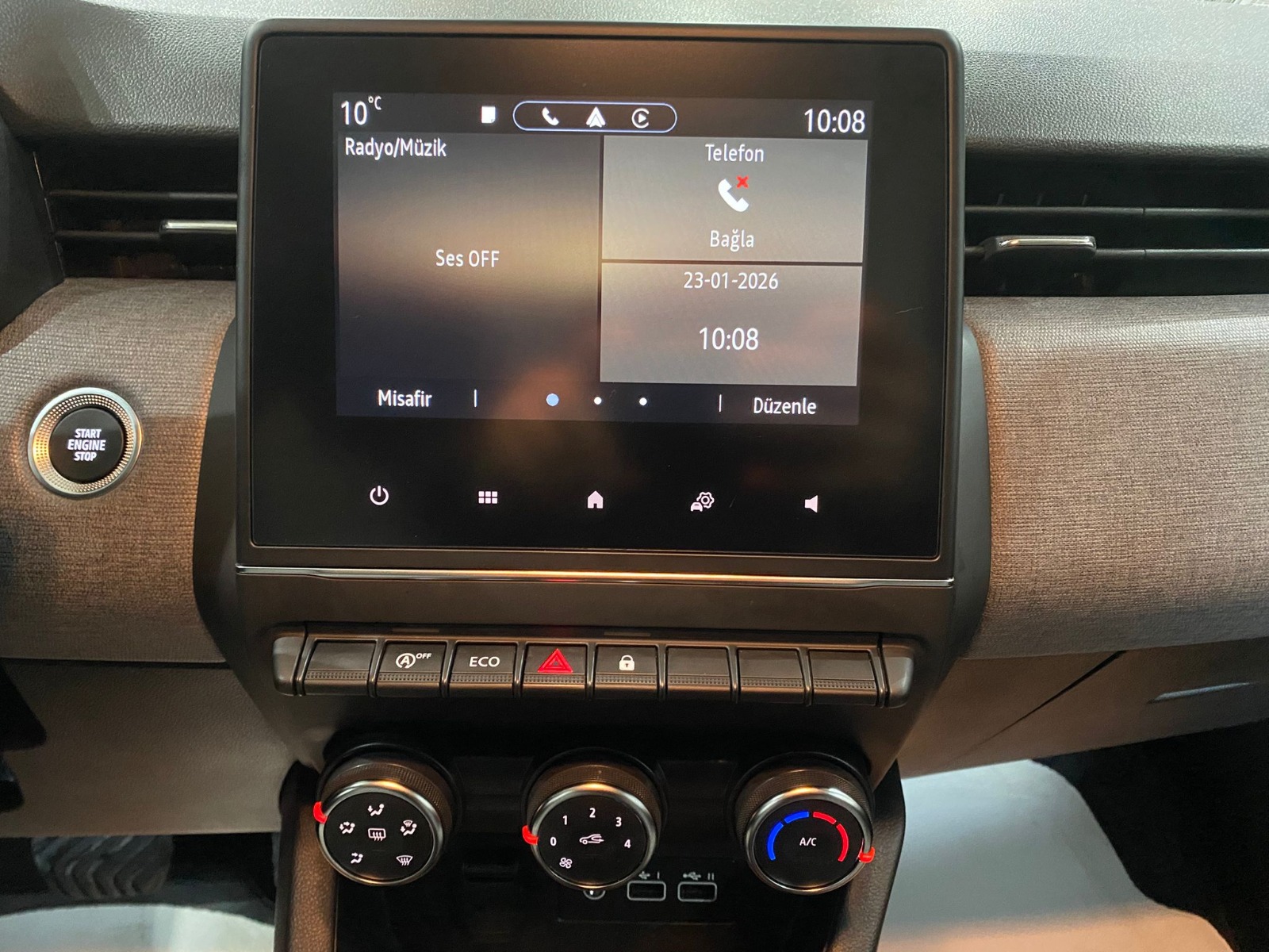 2024 Benzin Otomatik Renault Clio Beyaz Gürel Tasarım Aksesuar Otomotiv San. Tic. Ltd. Şti.