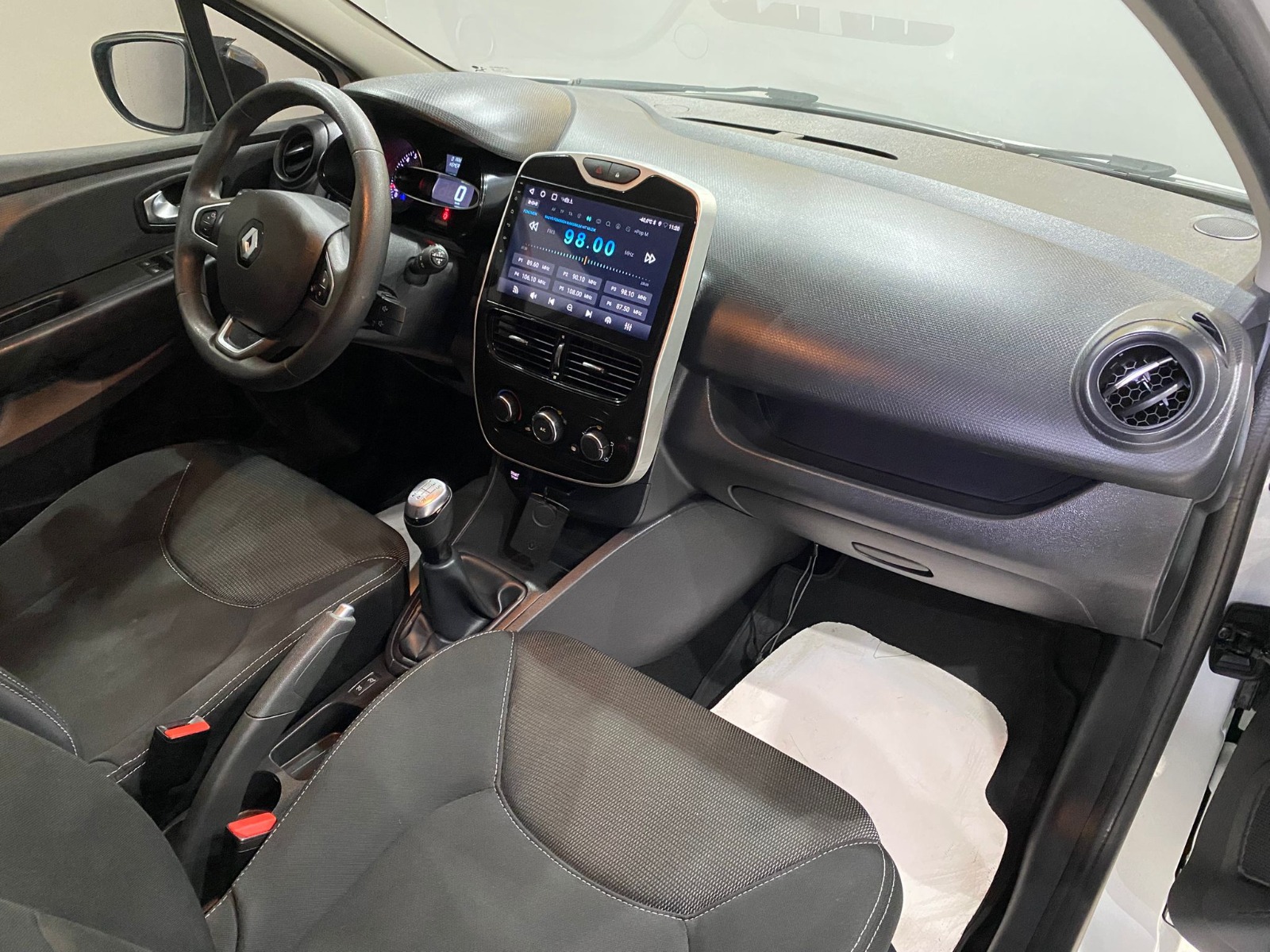 2020 Benzin Manuel Renault Clio Beyaz Gürel Tasarım Aksesuar Otomotiv San. Tic. Ltd. Şti.