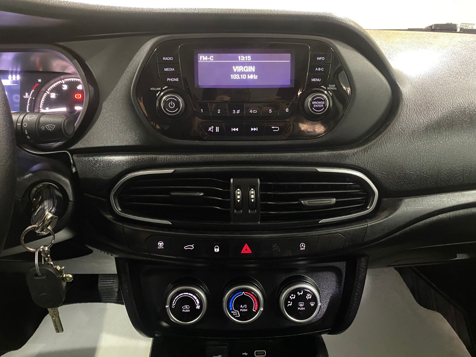 2021 Dizel Manuel Fiat Egea Beyaz Gürel Tasarım Aksesuar Otomotiv San. Tic. Ltd. Şti.