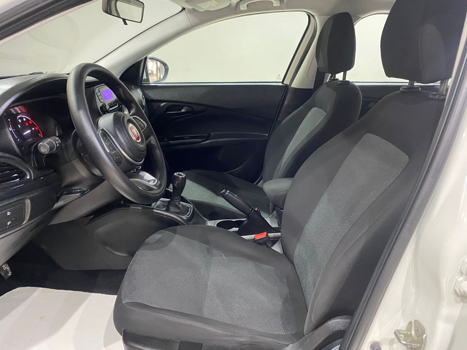 2021 Dizel Manuel Fiat Egea Beyaz Gürel Tasarım Aksesuar Otomotiv San. Tic. Ltd. Şti.