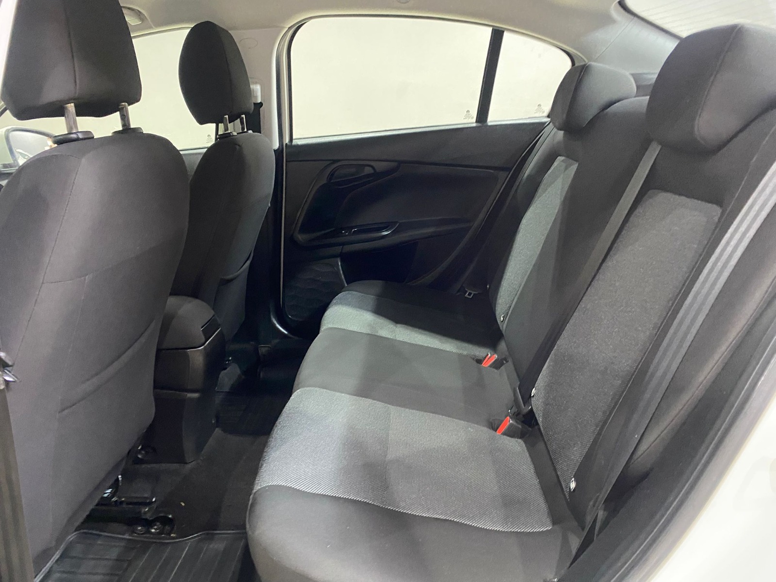 2021 Dizel Manuel Fiat Egea Beyaz Gürel Tasarım Aksesuar Otomotiv San. Tic. Ltd. Şti.