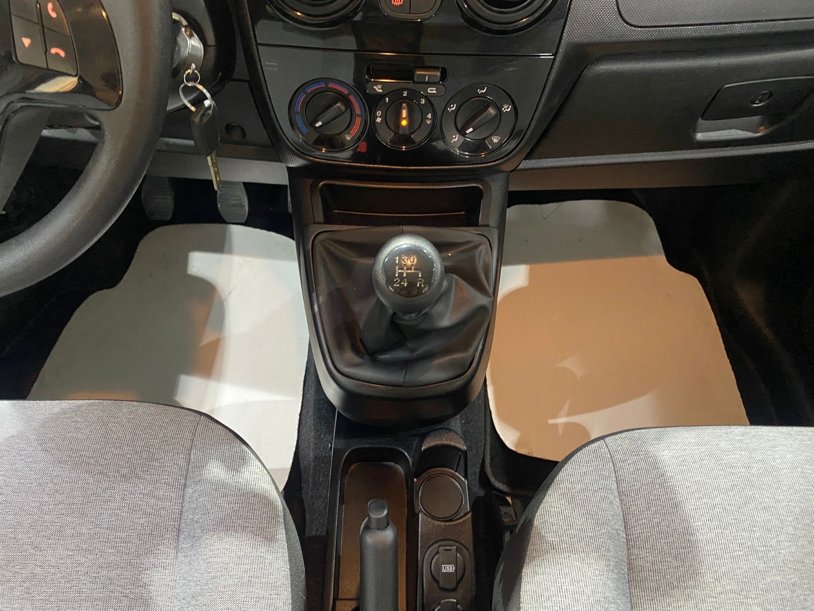 2024 Benzin Manuel Fiat Fiorino Beyaz Gürel Tasarım Aksesuar Otomotiv San. Tic. Ltd. Şti.