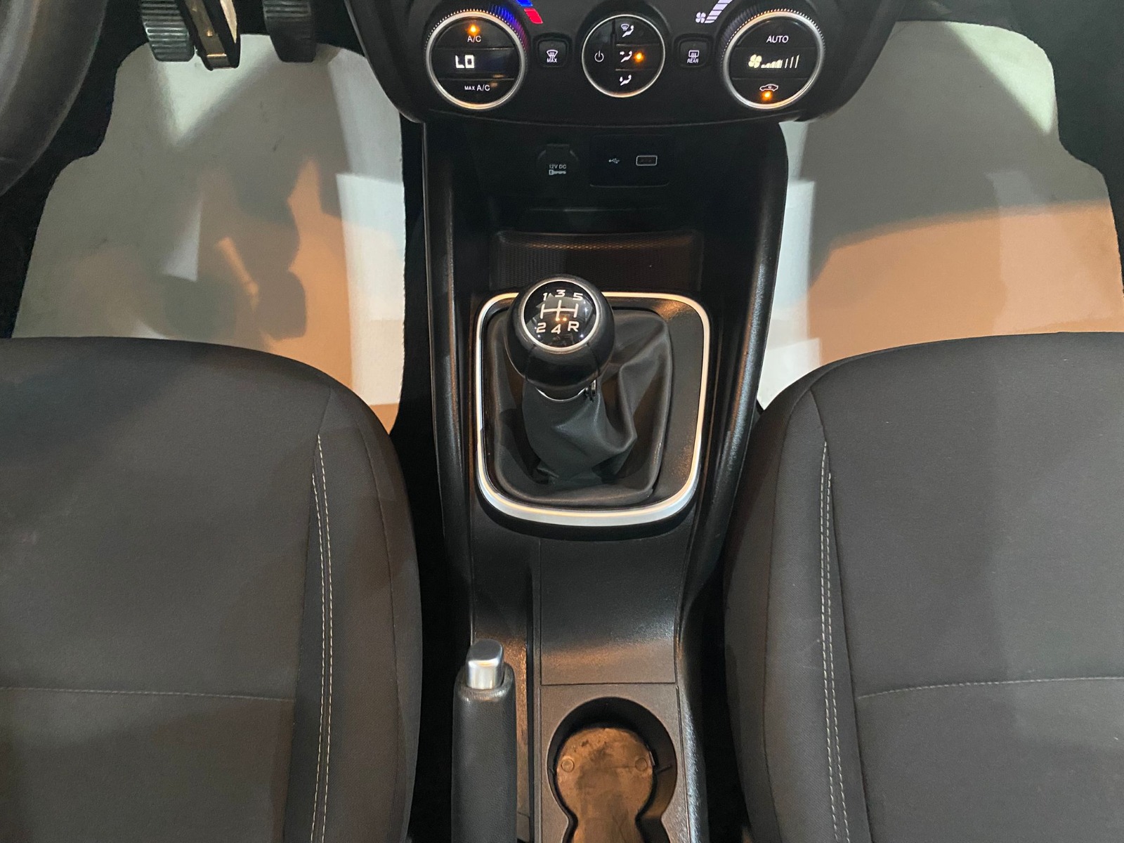 2023 Dizel Manuel Fiat Egea Gri Gürel Tasarım Aksesuar Otomotiv San. Tic. Ltd. Şti.