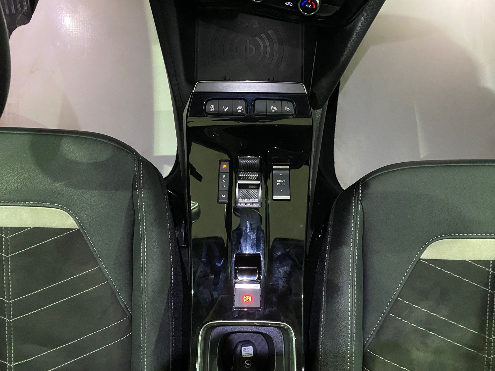 TaksitliOto.Net | 2.El Opel Mokka SUV 1.2 Turbo Ultimate Otomatik | Otomatik & Benzin | Mavi | İzmir.2el 2023 Benzin Otomatik Opel Mokka Mavi Gürel Tasarım Aksesuar Otomotiv San. Tic. Ltd. Şti.