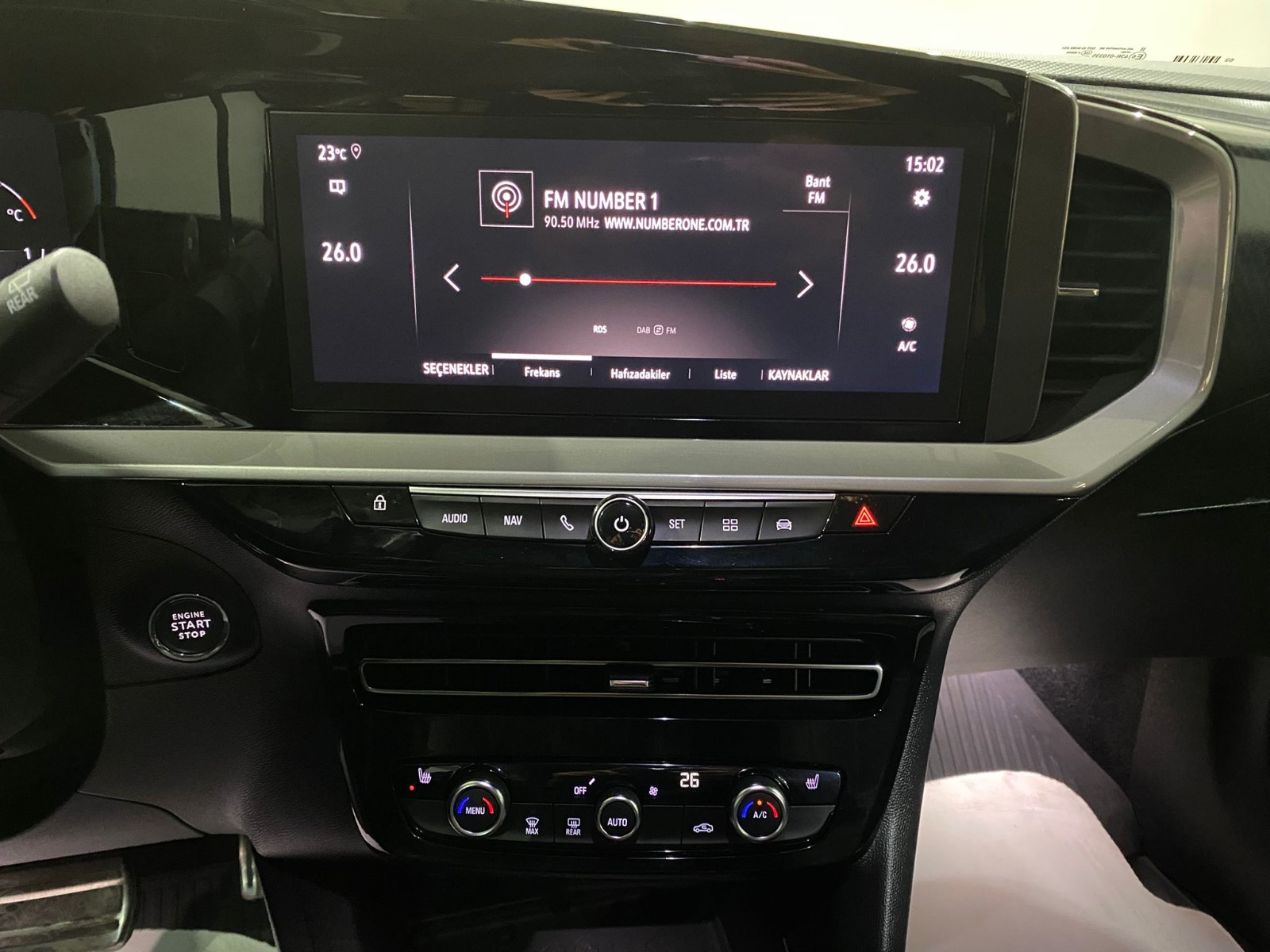 TaksitliOto.Net | 2.El Opel Mokka SUV 1.2 Turbo Ultimate Otomatik | Otomatik & Benzin | Mavi | İzmir.2el 2023 Benzin Otomatik Opel Mokka Mavi Gürel Tasarım Aksesuar Otomotiv San. Tic. Ltd. Şti.