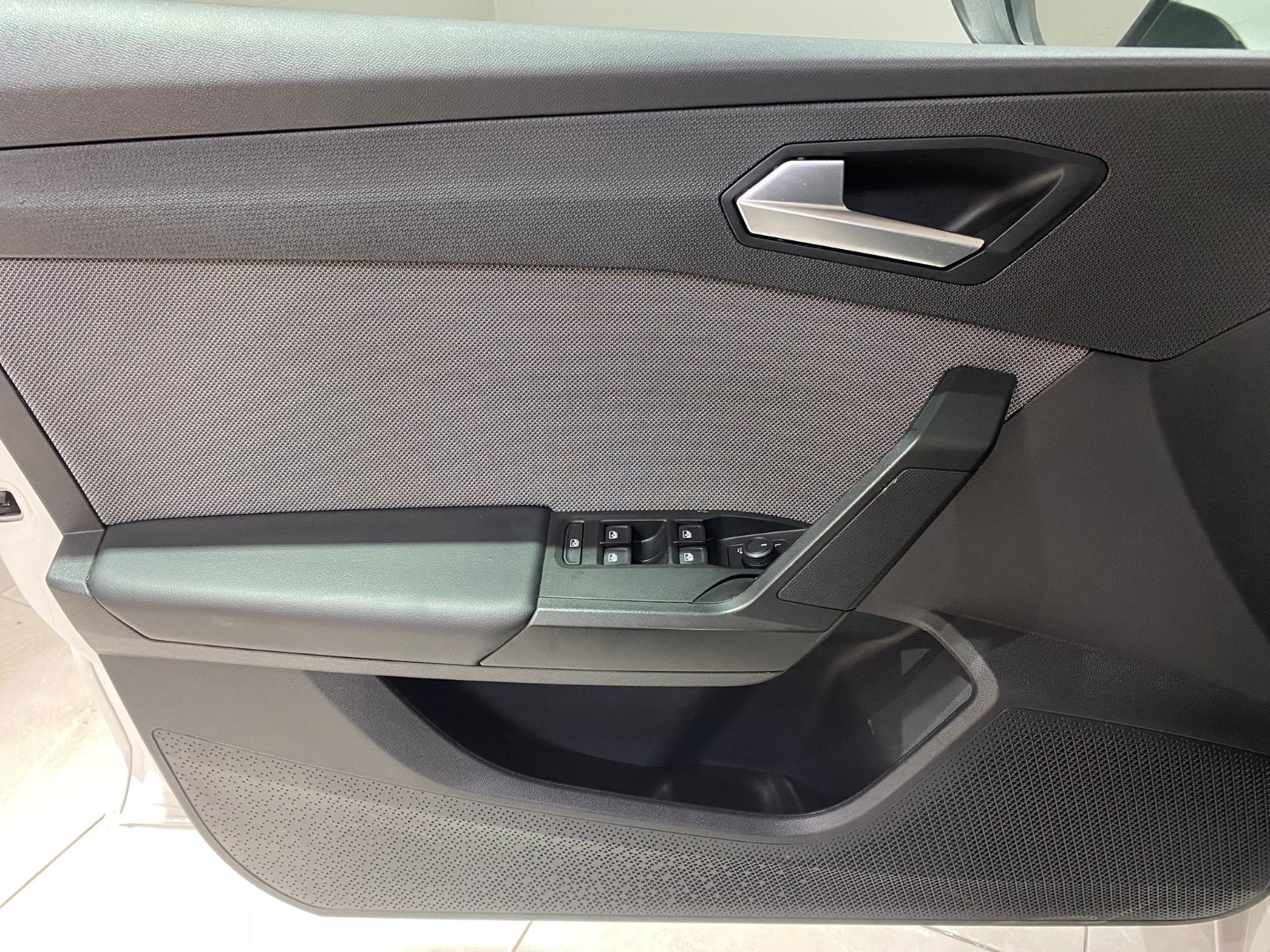 2024 MHEV Otomatik Seat Leon Beyaz Gürel Tasarım Aksesuar Otomotiv San. Tic. Ltd. Şti.