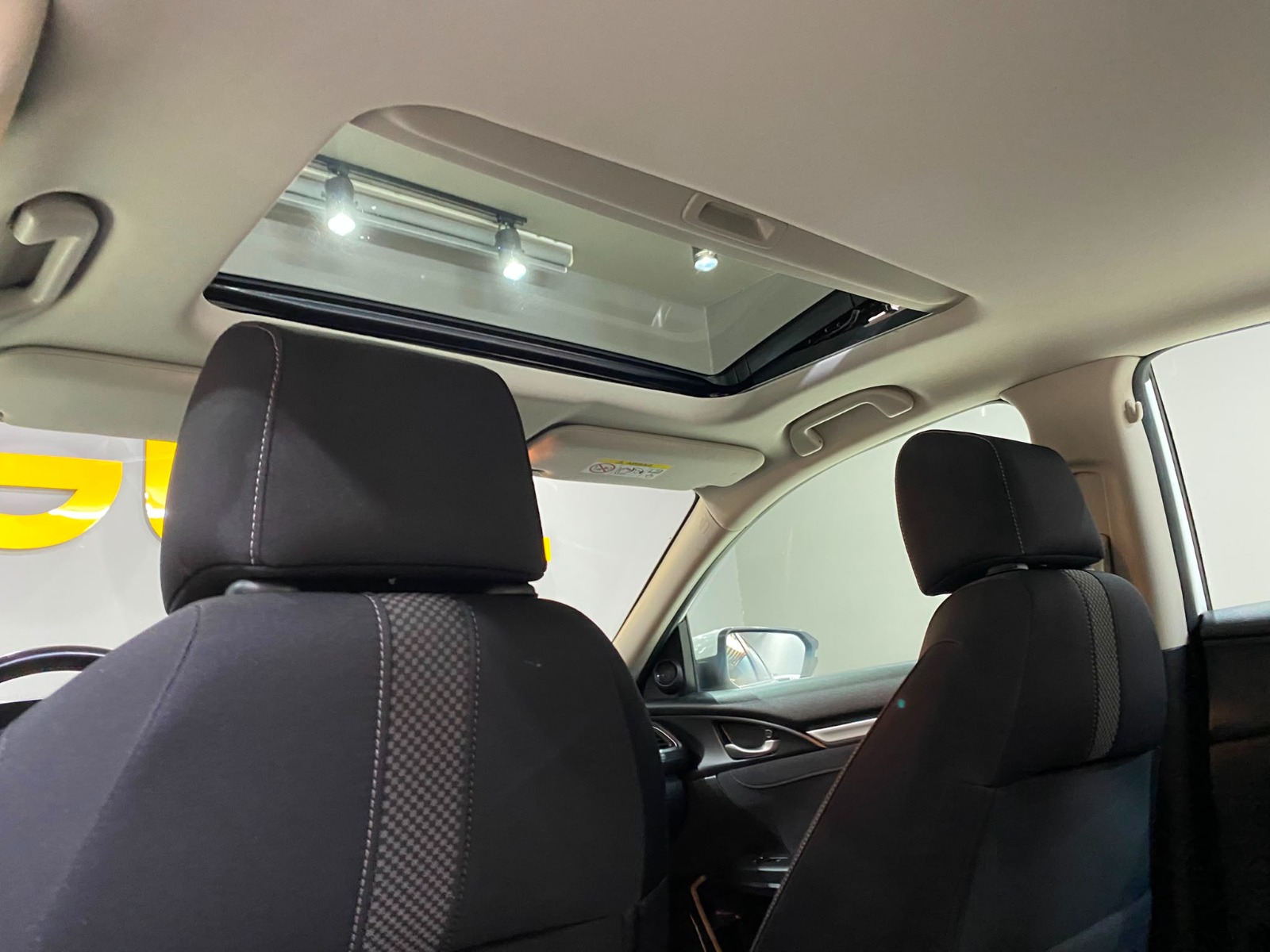2019 Benzin Otomatik Honda Civic Beyaz Gürel Tasarım Aksesuar Otomotiv San. Tic. Ltd. Şti.