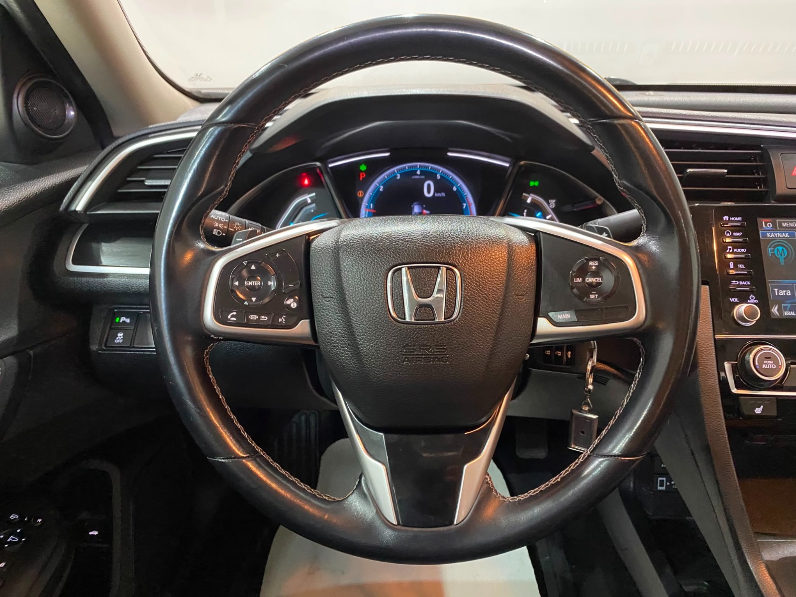2019 Benzin Otomatik Honda Civic Beyaz Gürel Tasarım Aksesuar Otomotiv San. Tic. Ltd. Şti.