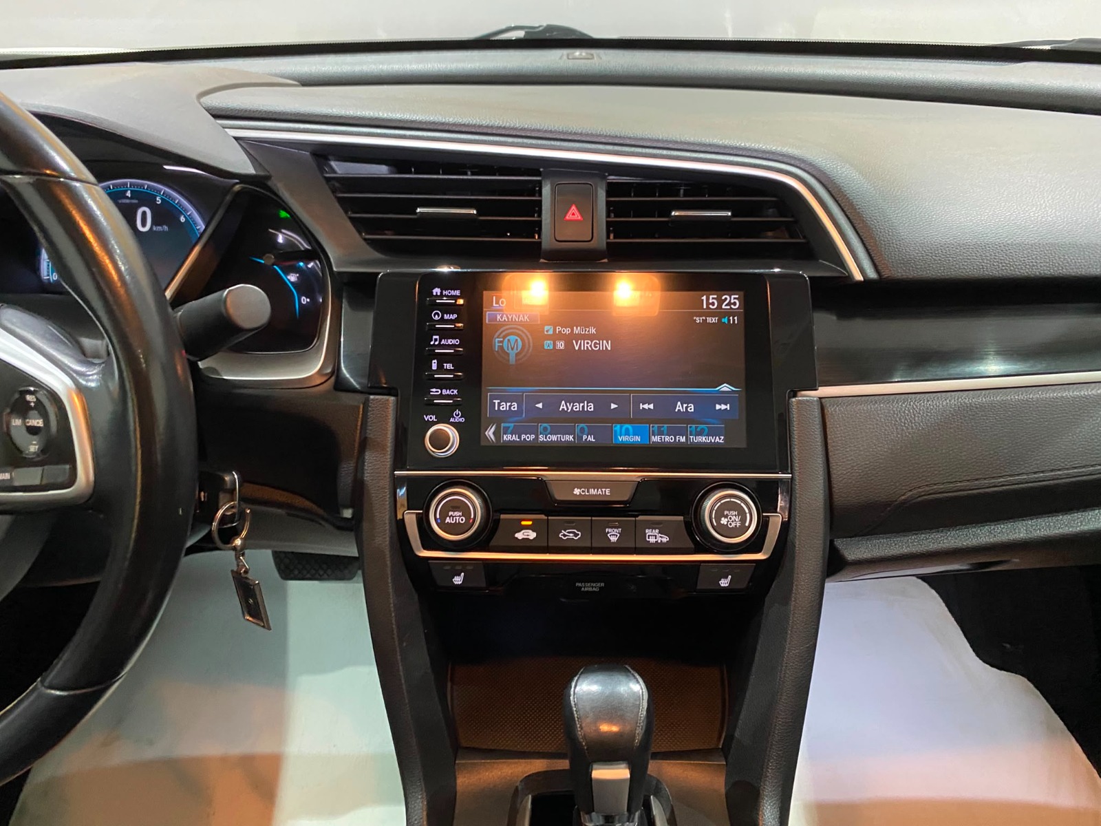 2019 Benzin Otomatik Honda Civic Beyaz Gürel Tasarım Aksesuar Otomotiv San. Tic. Ltd. Şti.