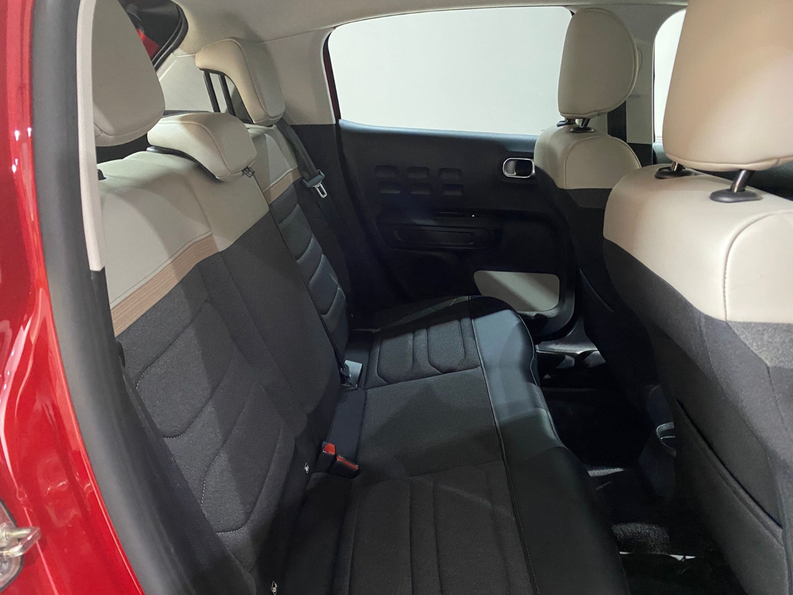 2020 Benzin Otomatik Citroen C3 Kırmızı Gürel Tasarım Aksesuar Otomotiv San. Tic. Ltd. Şti.