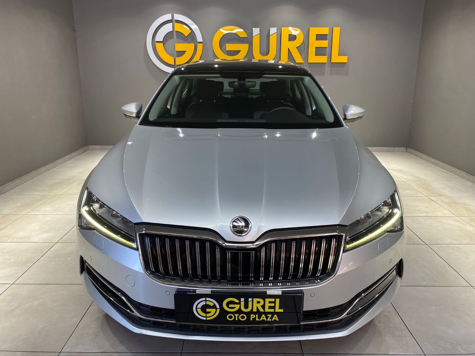 2022 Benzin Otomatik Skoda Superb Gri Gürel Tasarım Aksesuar Otomotiv San. Tic. Ltd. Şti.