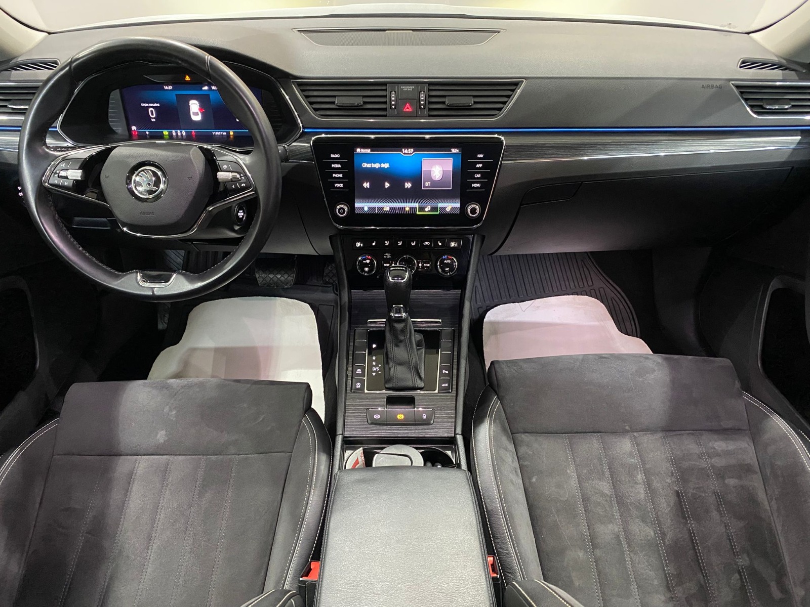 2022 Benzin Otomatik Skoda Superb Gri Gürel Tasarım Aksesuar Otomotiv San. Tic. Ltd. Şti.