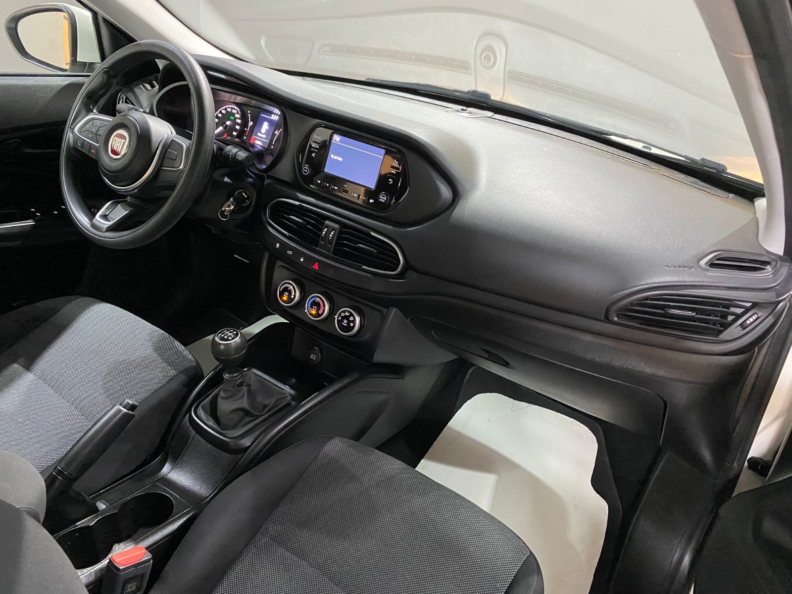 2023 Benzin Manuel Fiat Egea Beyaz Gürel Tasarım Aksesuar Otomotiv San. Tic. Ltd. Şti.