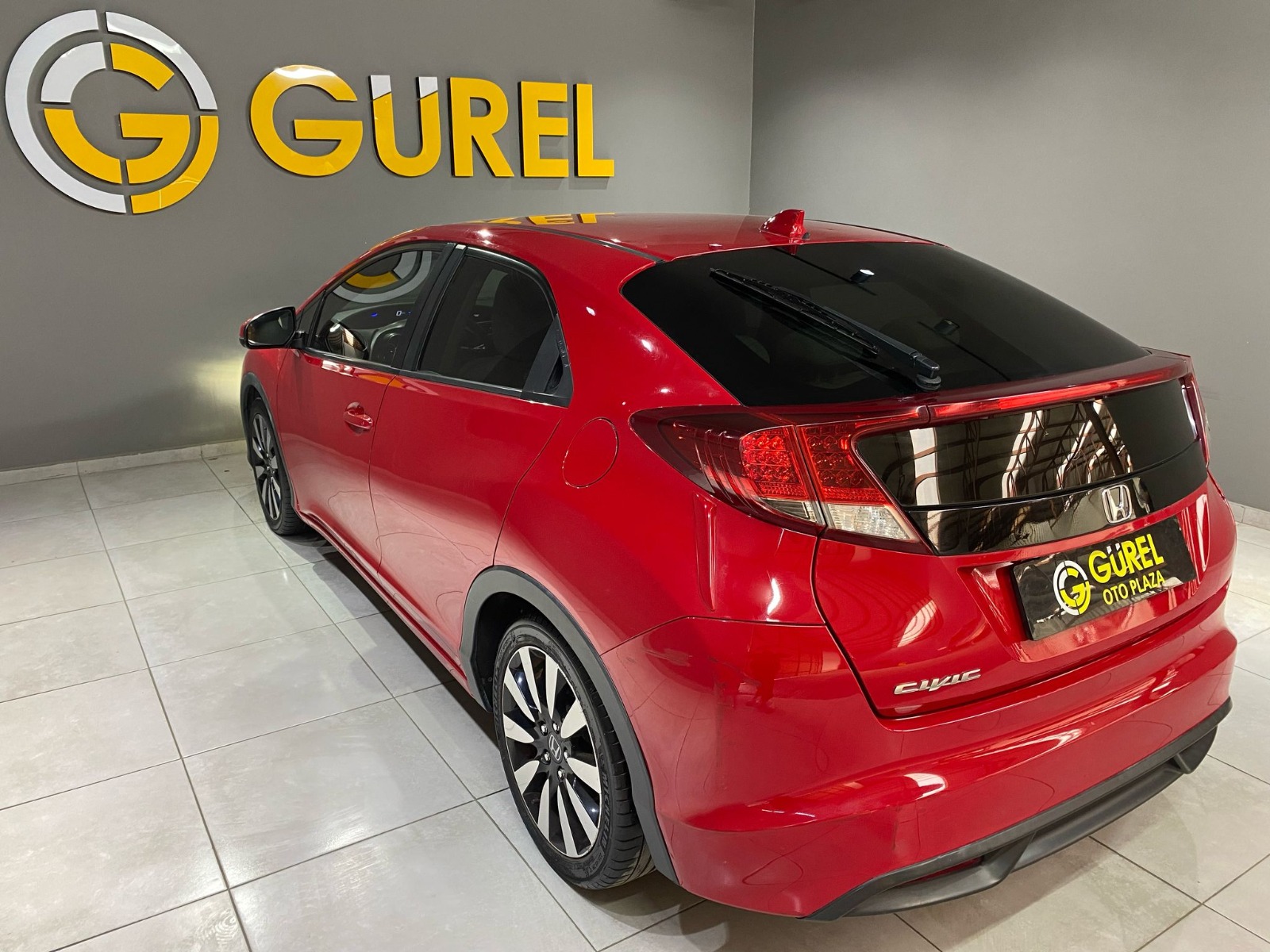 2014 Dizel Manuel Honda Civic Kırmızı Gürel Tasarım Aksesuar Otomotiv San. Tic. Ltd. Şti.