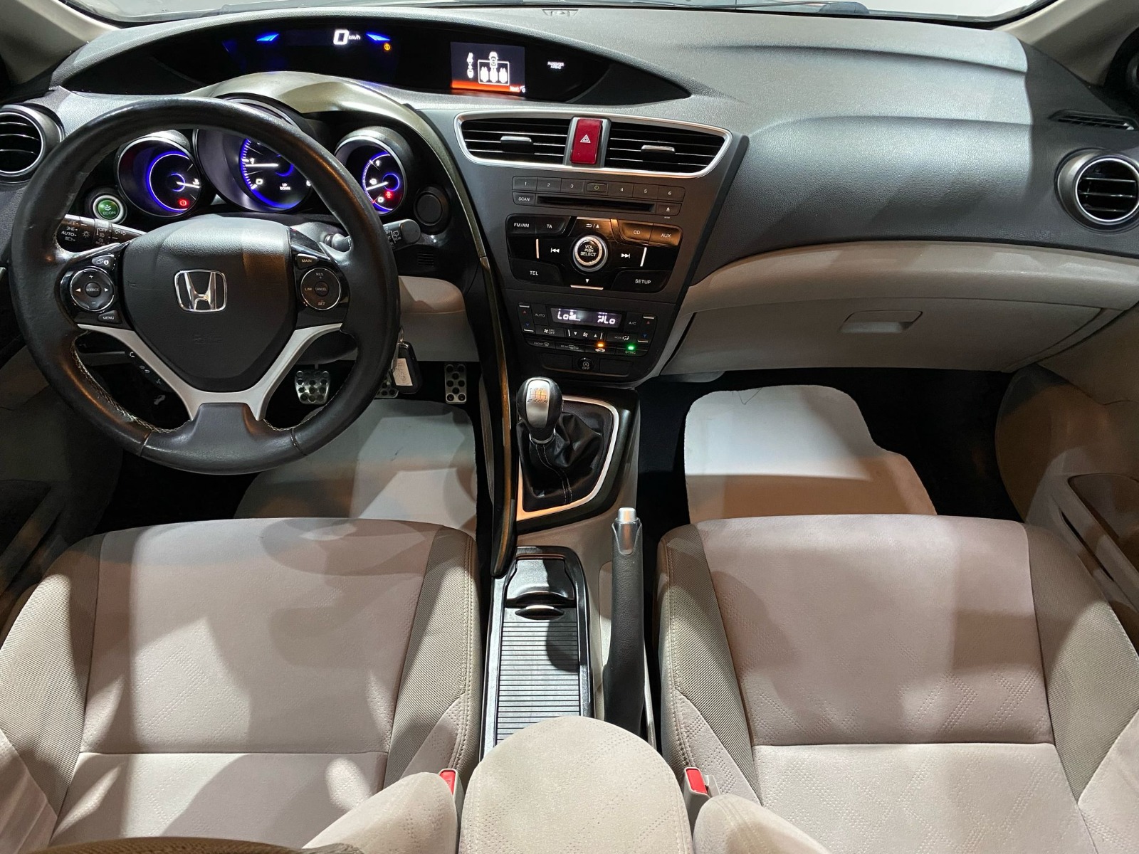 2014 Dizel Manuel Honda Civic Kırmızı Gürel Tasarım Aksesuar Otomotiv San. Tic. Ltd. Şti.