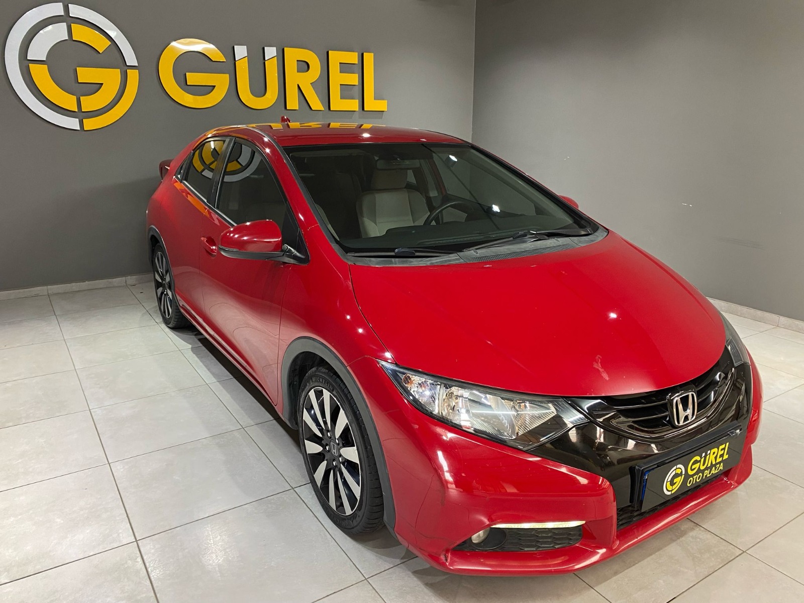 2014 Dizel Manuel Honda Civic Kırmızı Gürel Tasarım Aksesuar Otomotiv San. Tic. Ltd. Şti.